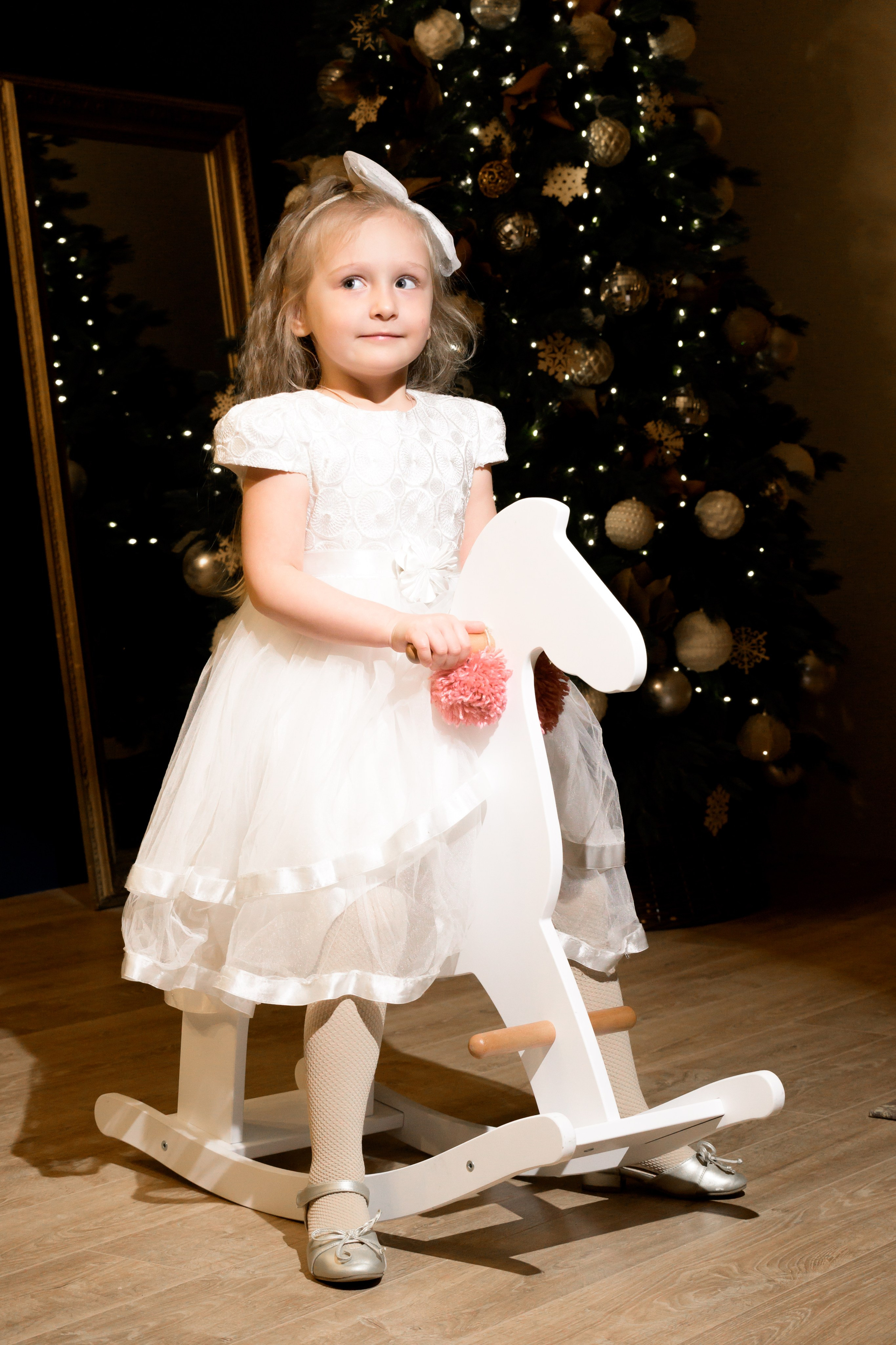 Olya and the family. Fotograf Dmitrii Donets