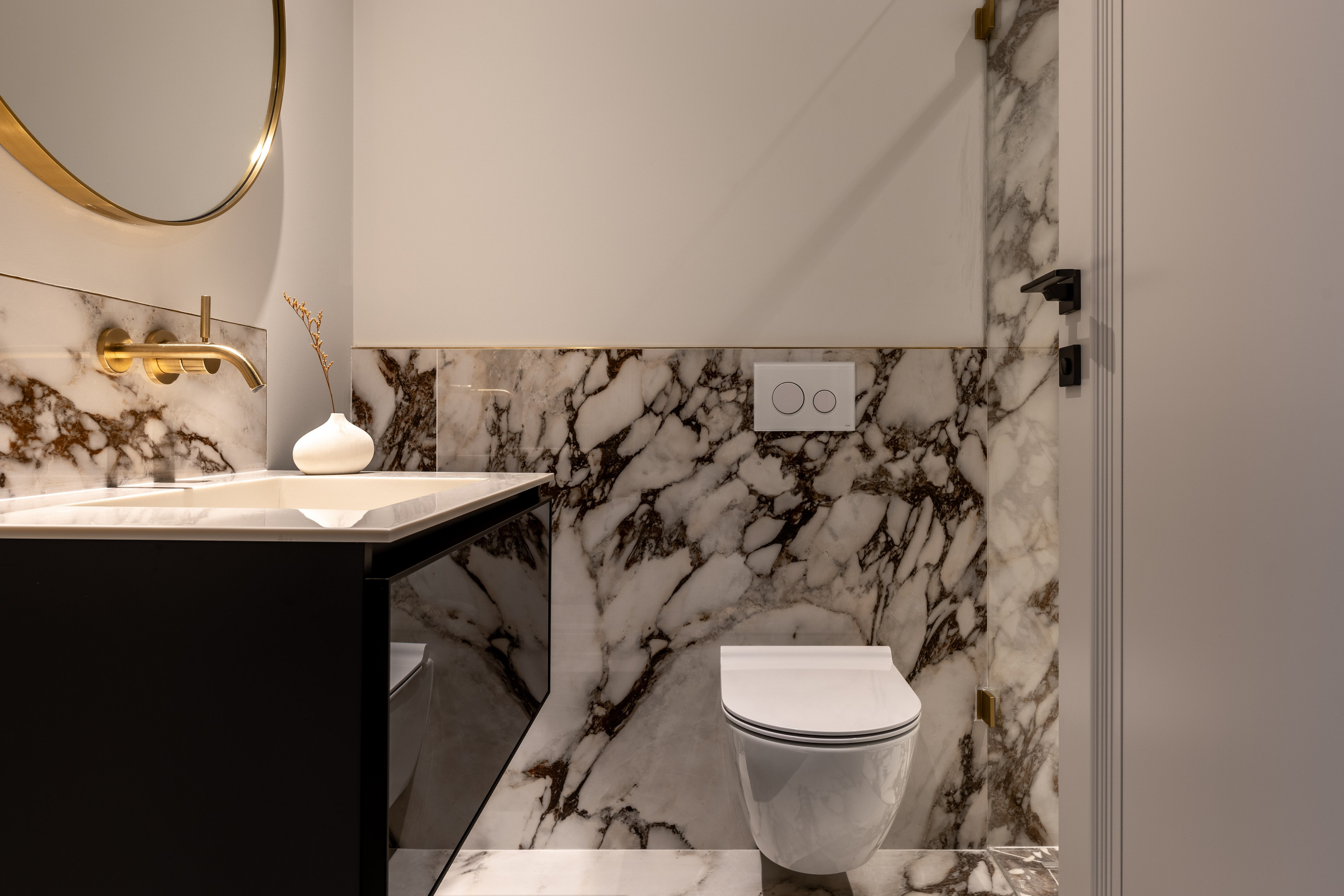 Дизайнерские апартаменты в ЖК «Поклонная 9». Veselinskiy| Интерьерный фотограф | Москва