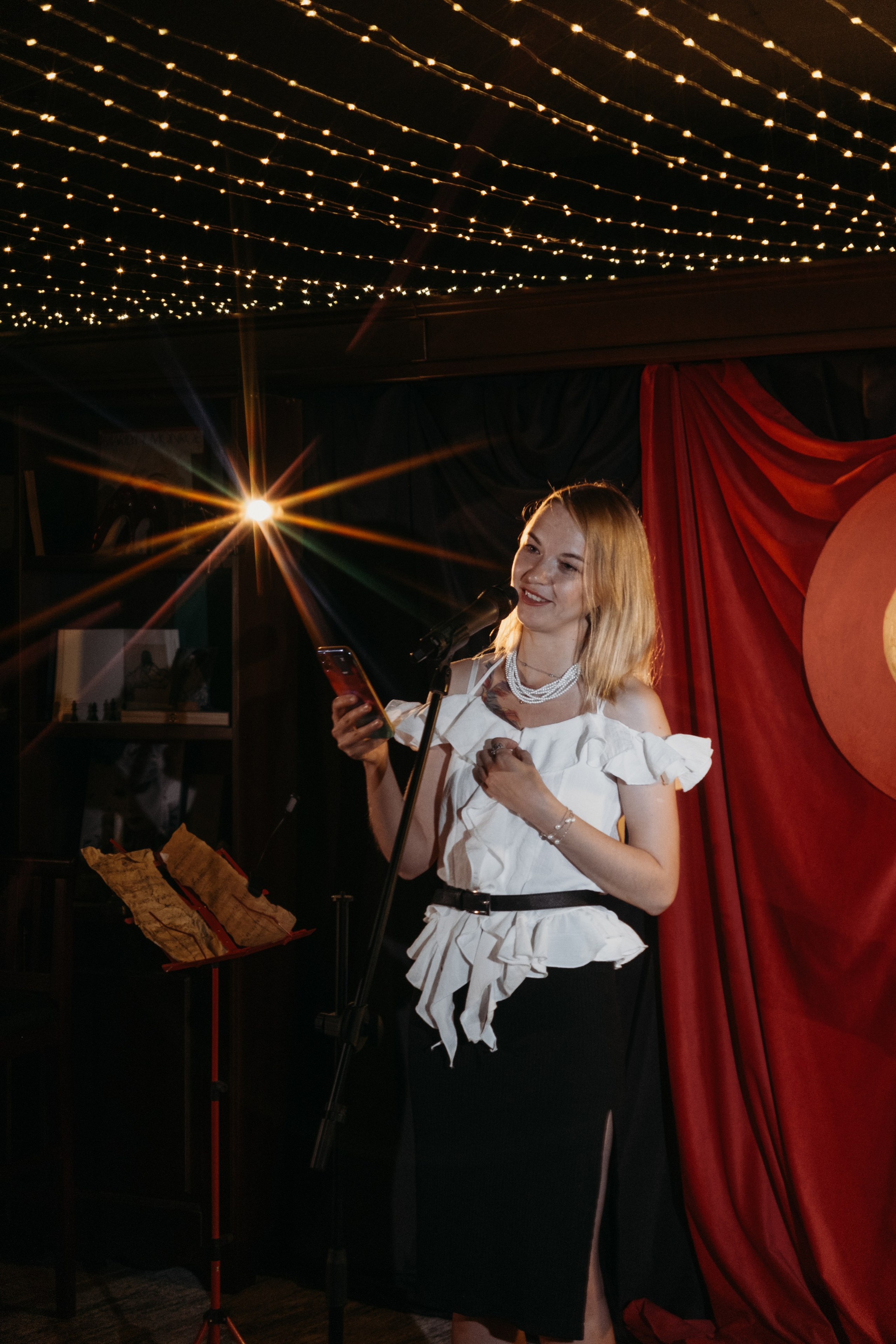 Поэтические встречи «Уютные чтения». Репортажный фотограф в Сочи Екатерина Вежливцева