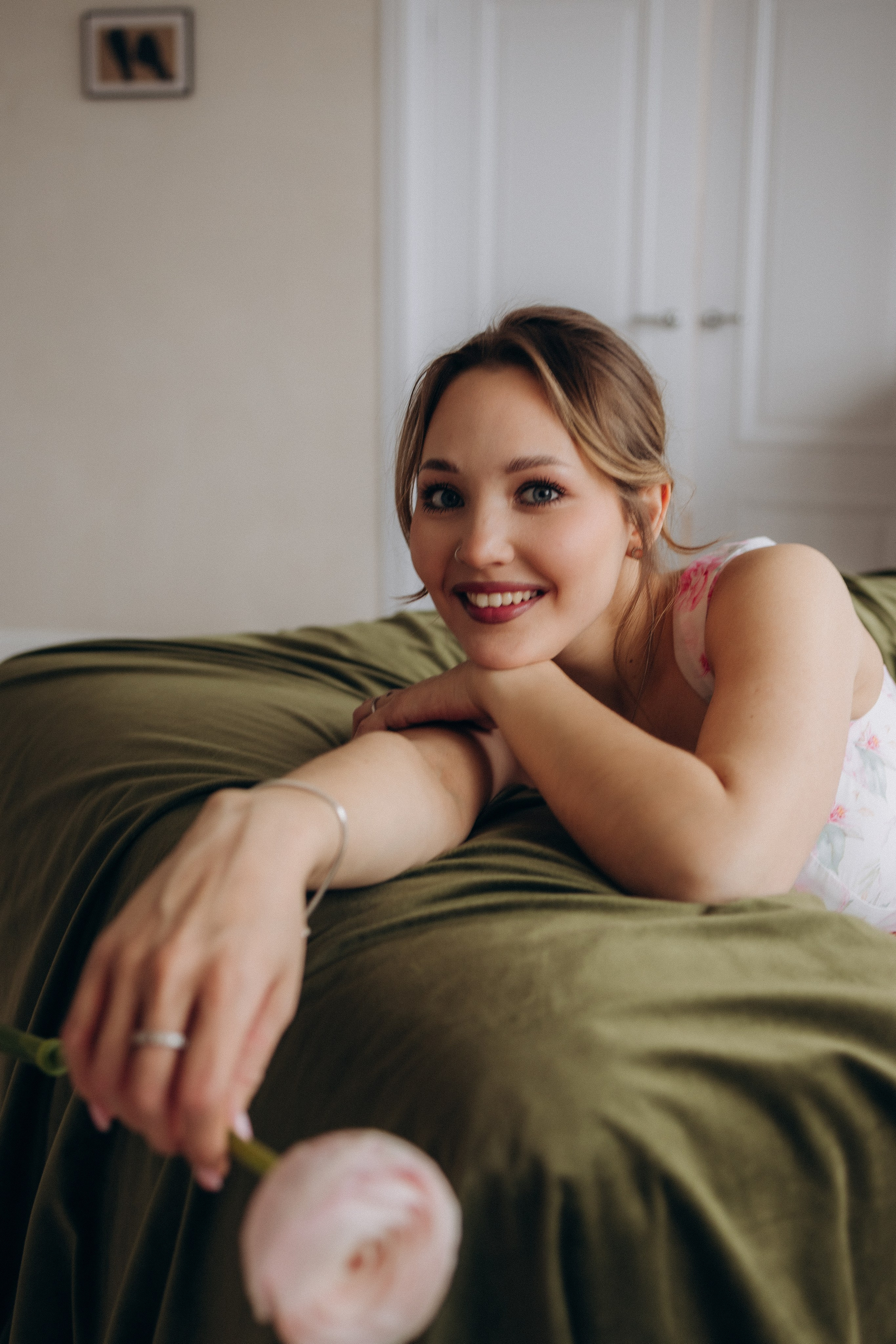 Женский портер в студии (февраль, 2026 г.), г. Обнинск (Калужская обл.). Надежда Стар семейный и церковный фотограф в Жукове и Калужской области