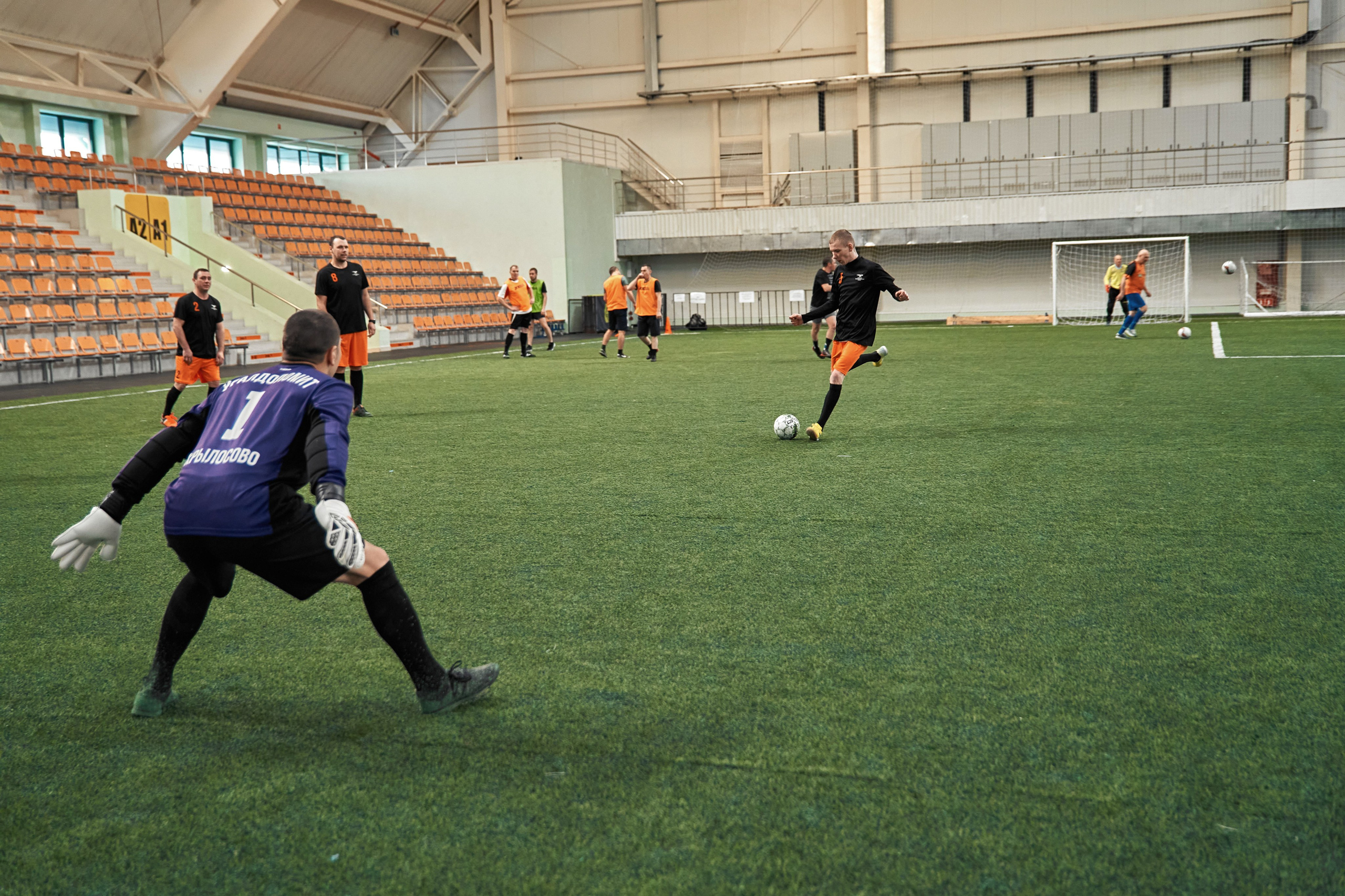 Фотограф на корпоративный футбольный турнир. Контент для бизнеса в Екатеринбурге Полдень Медиа