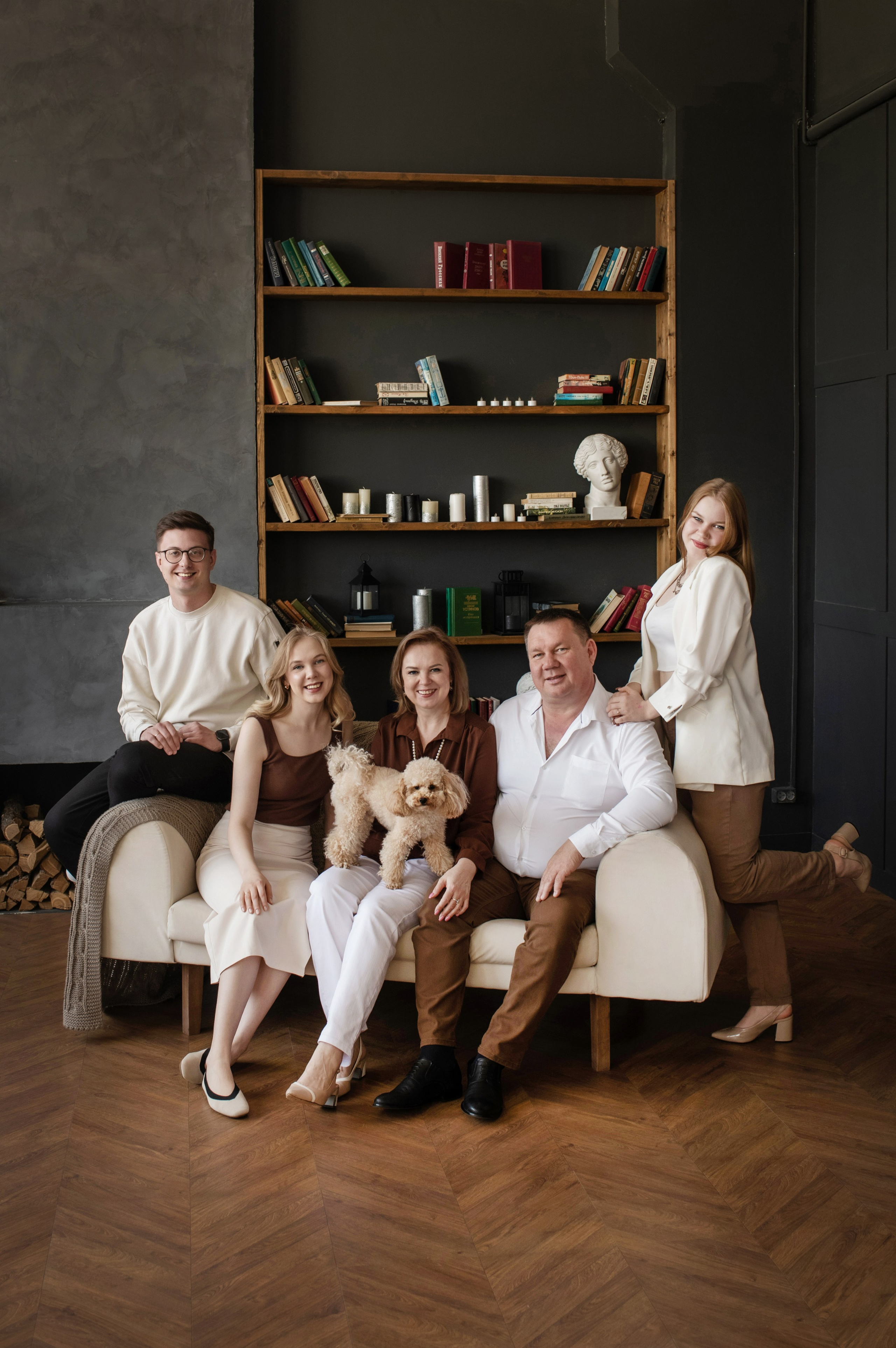 Александр, Елена, Александр, Евгения, Анастасия и Один. Женский, семейный и контент-фотограф в Оренбурге Анна Соловых