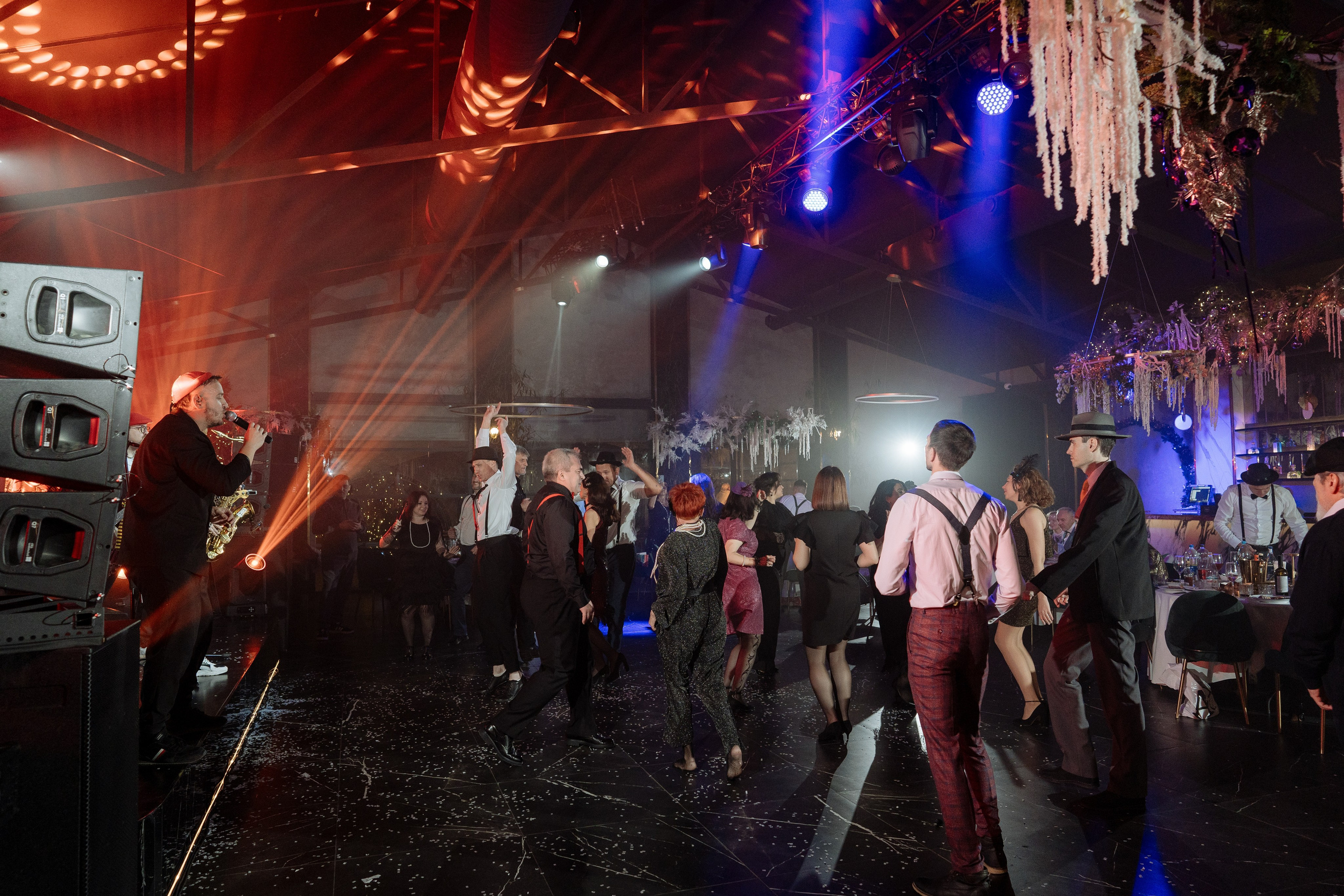 Альбион Тур