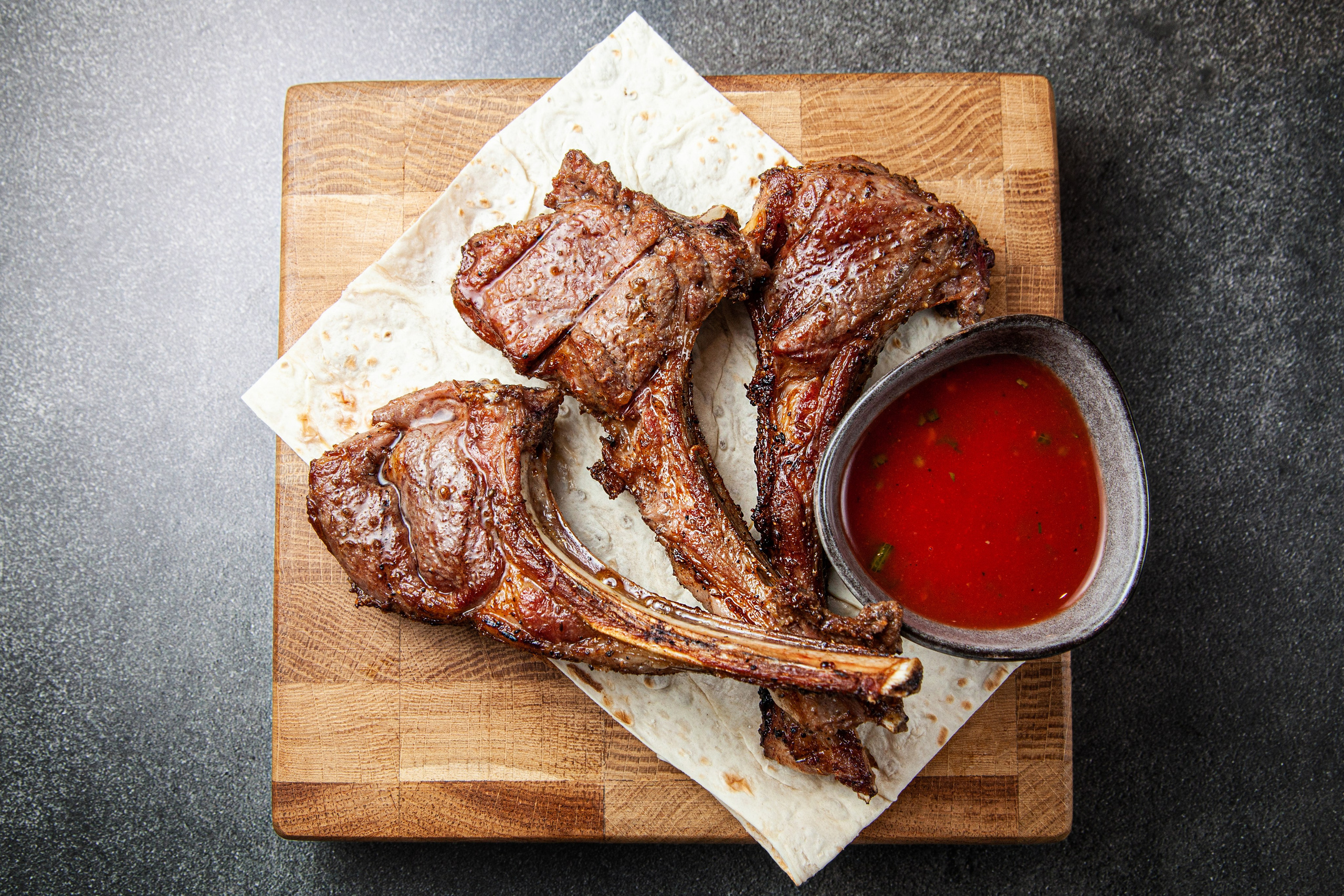 Съемка меню в Москве. Фотограф в Москве Максим Быков