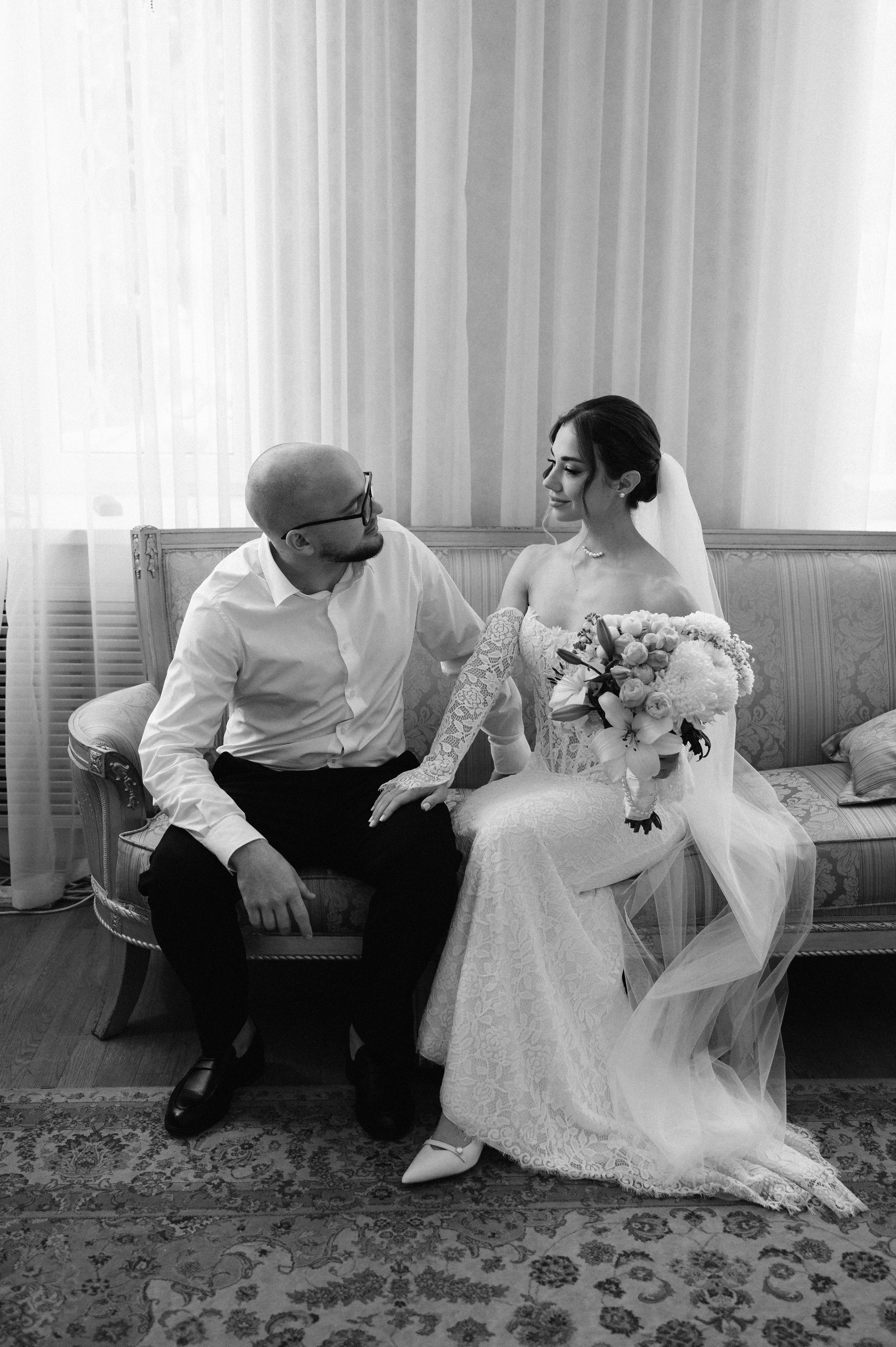 D&L ЗАГС + прогула. Фотограф Ярута Оксана / Ростов-на-Дону