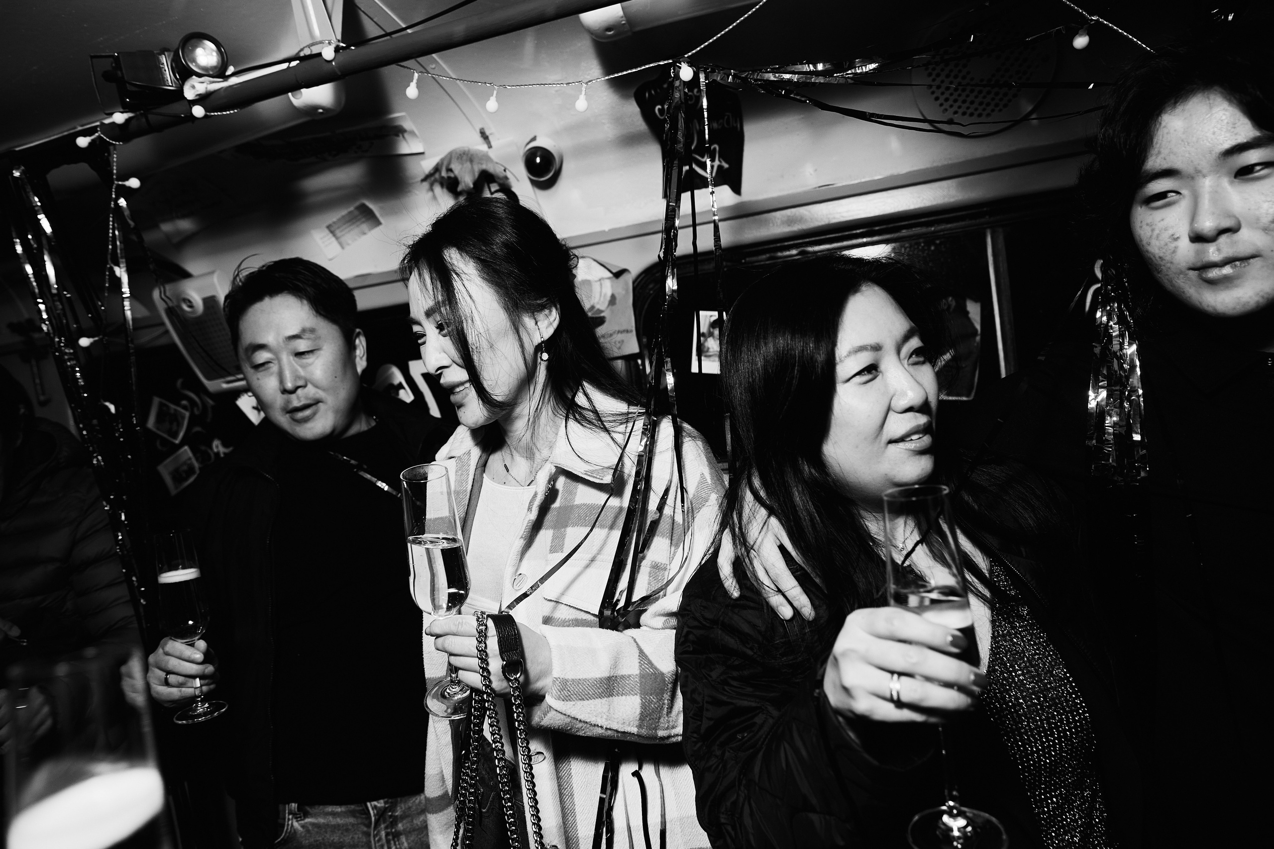 Tram 35 30.11. Свадебный репортажный фотограф краснодар максим дремов дрёмов фотосессия студия цена