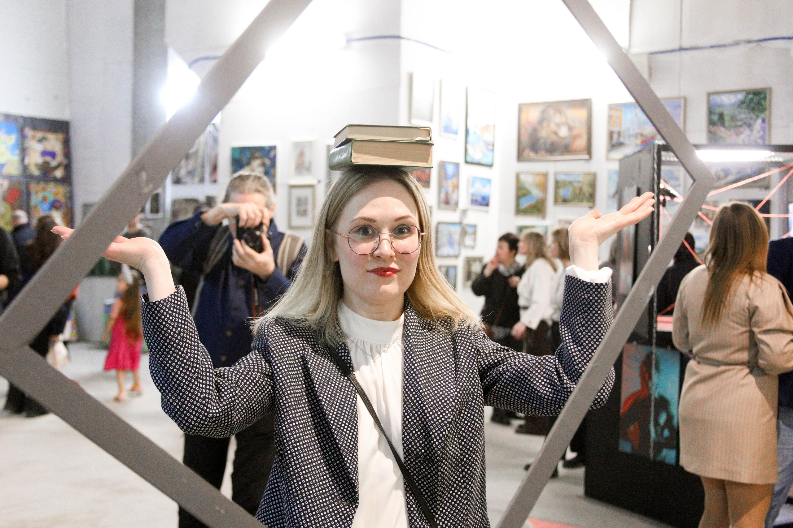 Маша на прогулке. Фотограф Пермь. Фотосессия в фотостудии Перми и на свежем воздухе