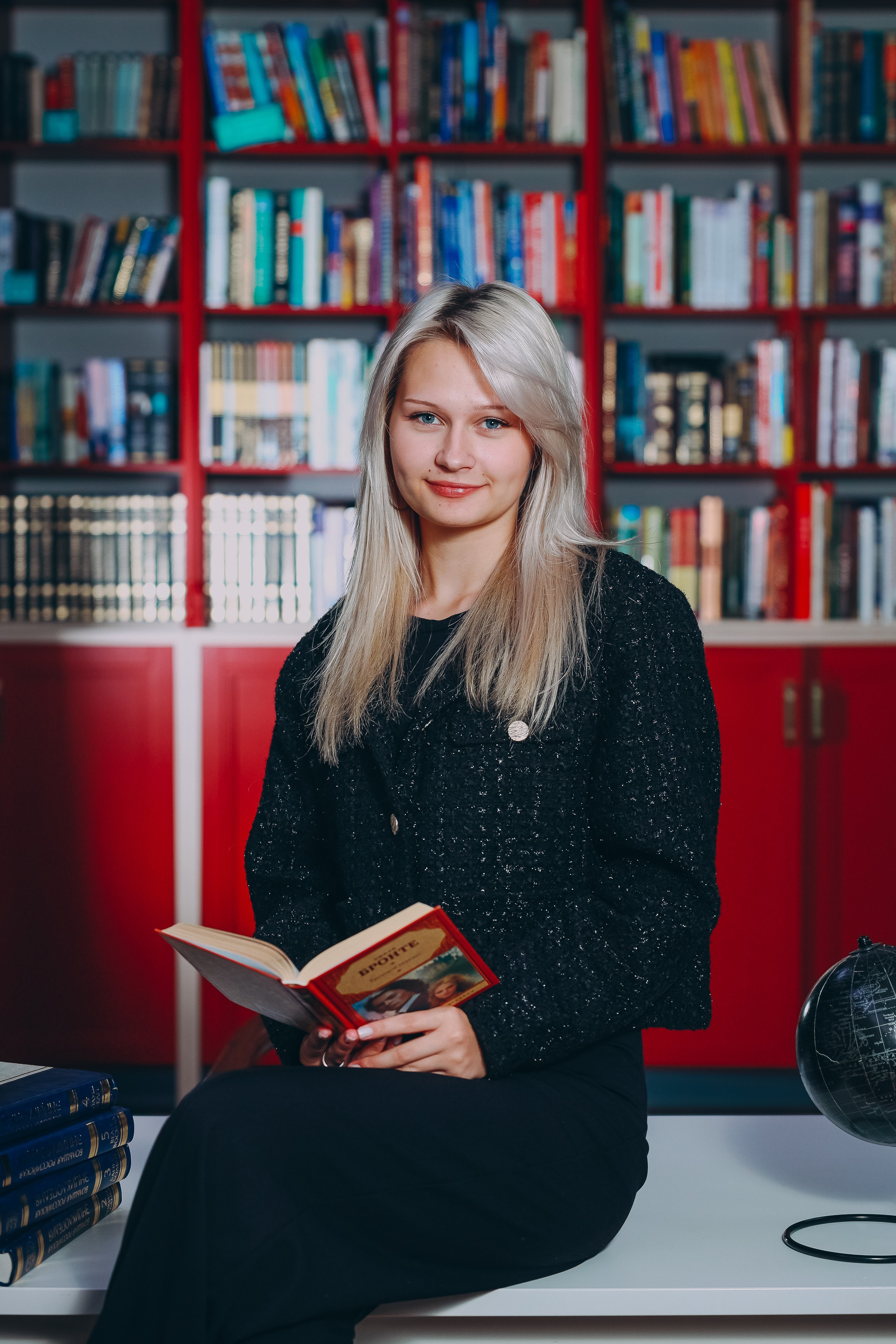 Фото в городской библиотеке. Яковлева Екатерина. Школьный и семейный фотограф