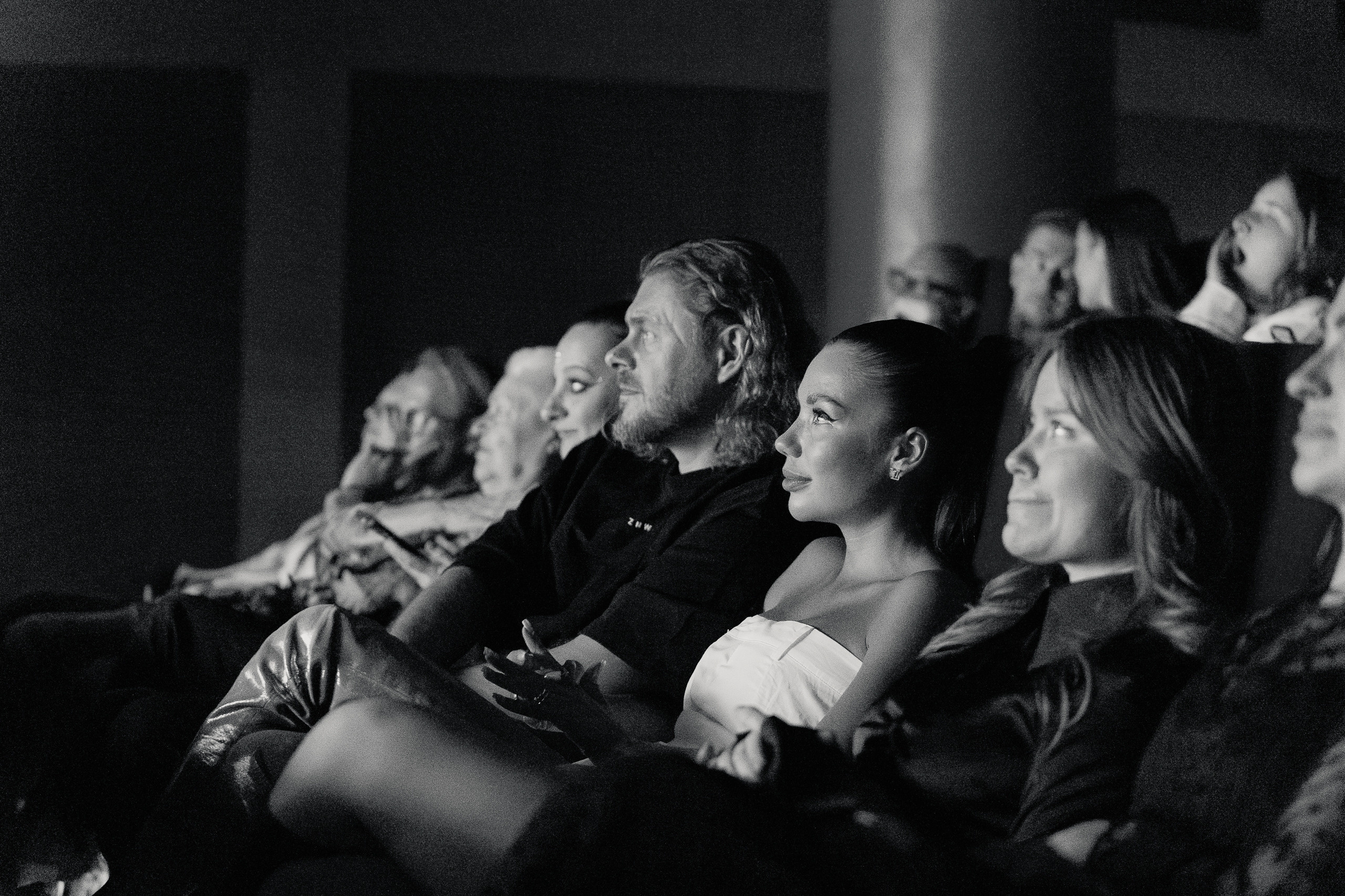 Благотворительный закрытый показ фильма «MEMRA». Профессиональный фотограф и оператор в Москве — Максим Проценко