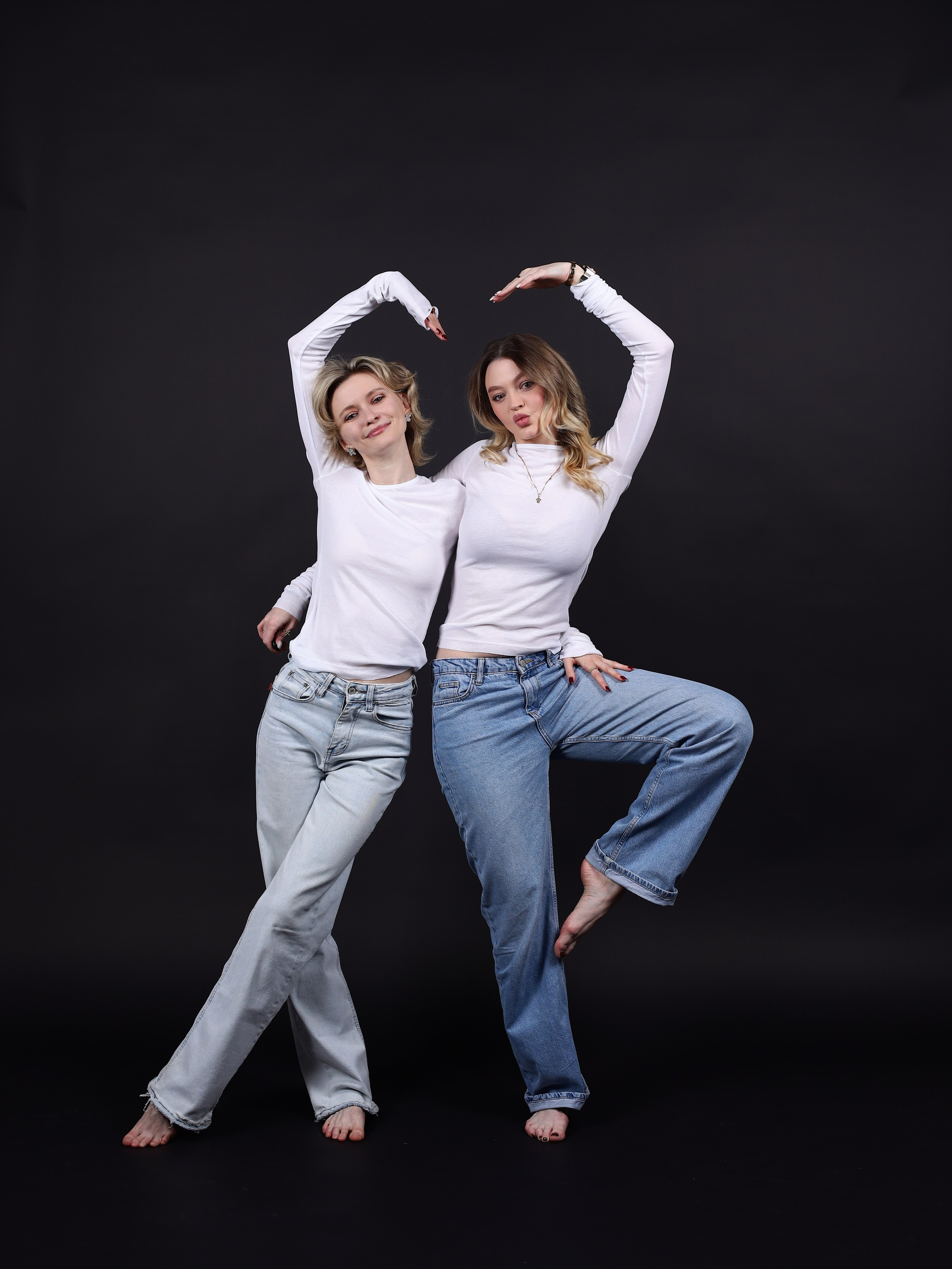 Дарья и Анна. Фотостудия без фотографа Чехов. Первая студия автопортрета в Чехове