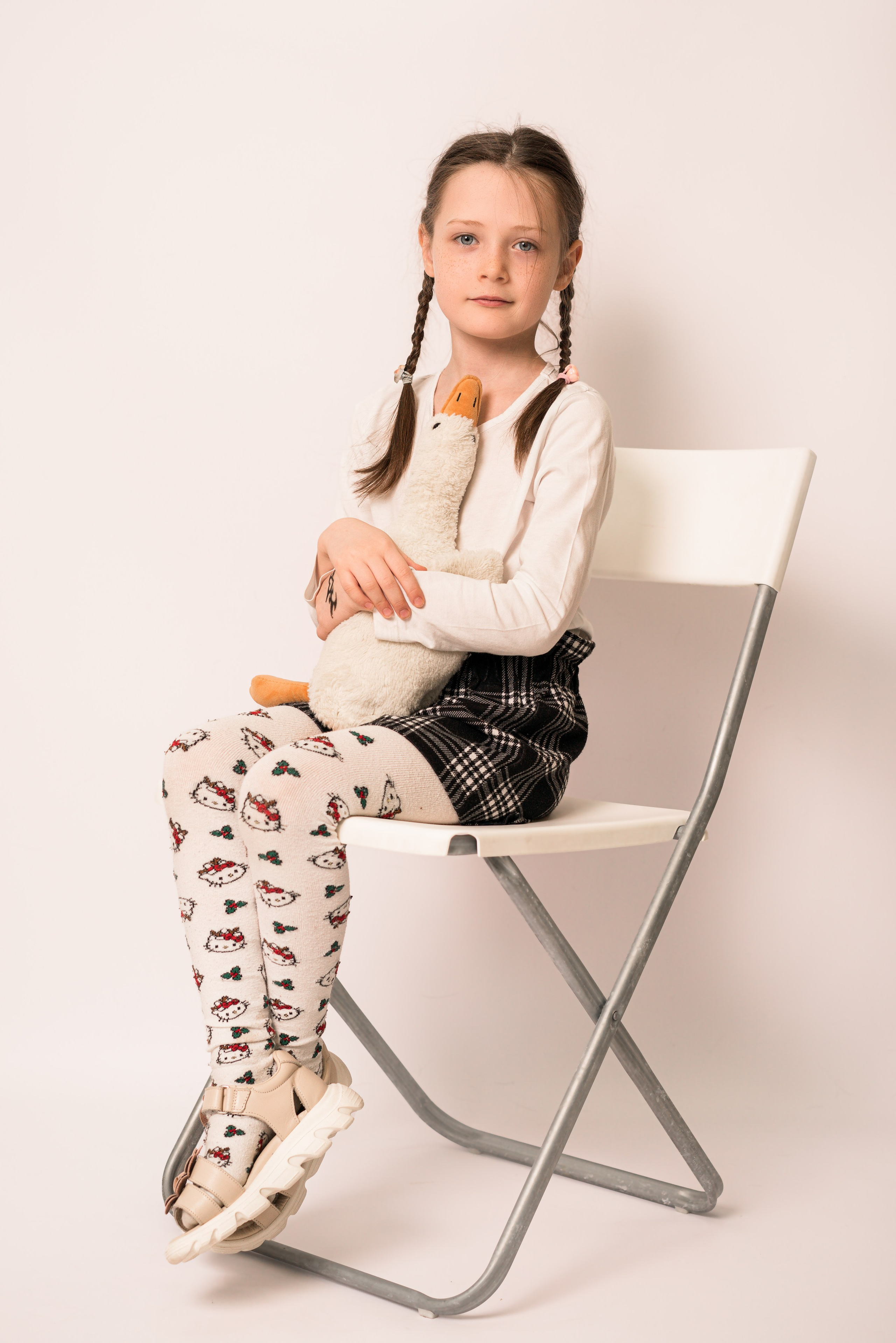 Детский сад, портреты белый фон. Фотограф Шунова Саша