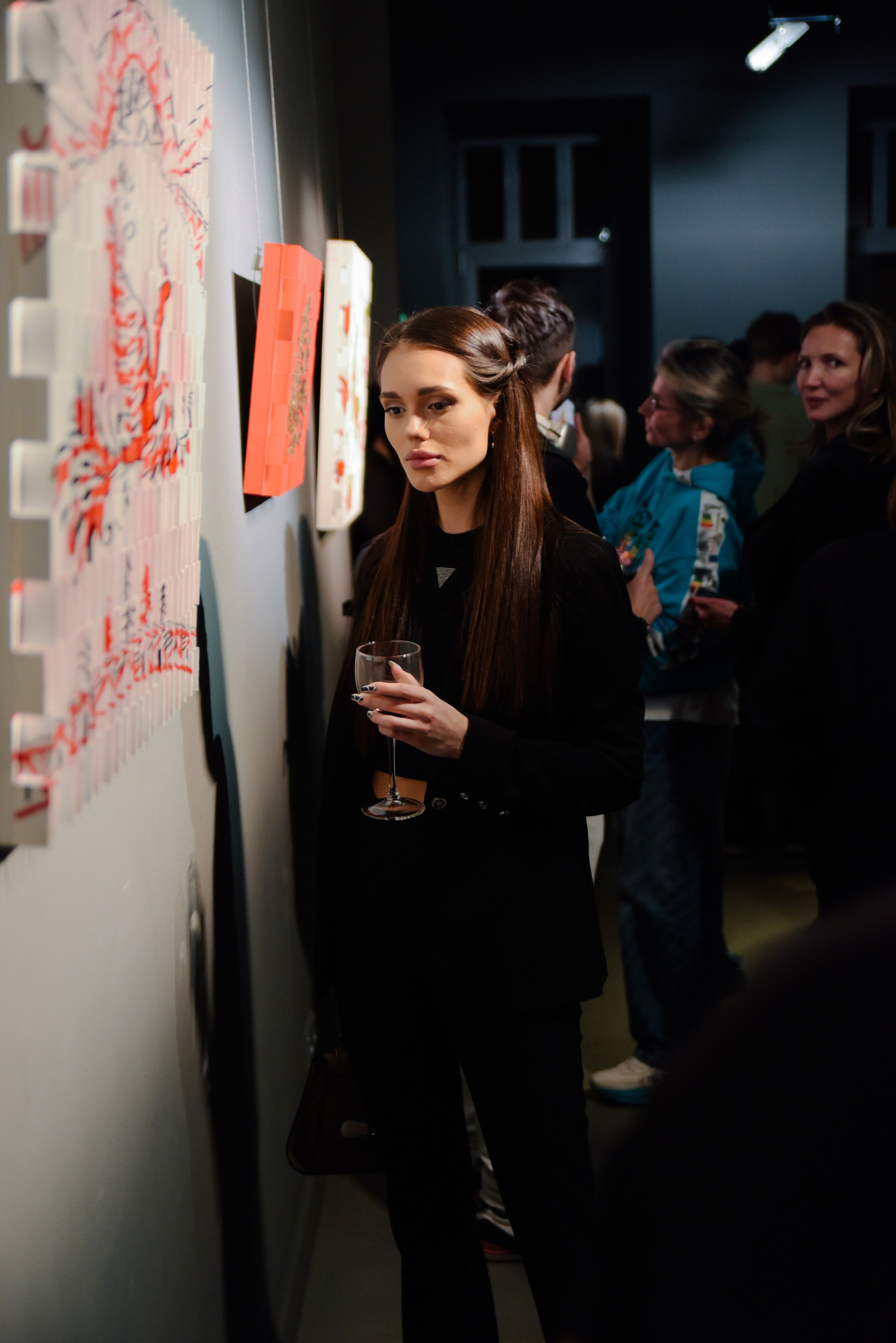 Марина Лизоркина СОКРОВИЩЕ НАЦИИ SNEG Gallery. Фотограф Лола Волна, город Москва