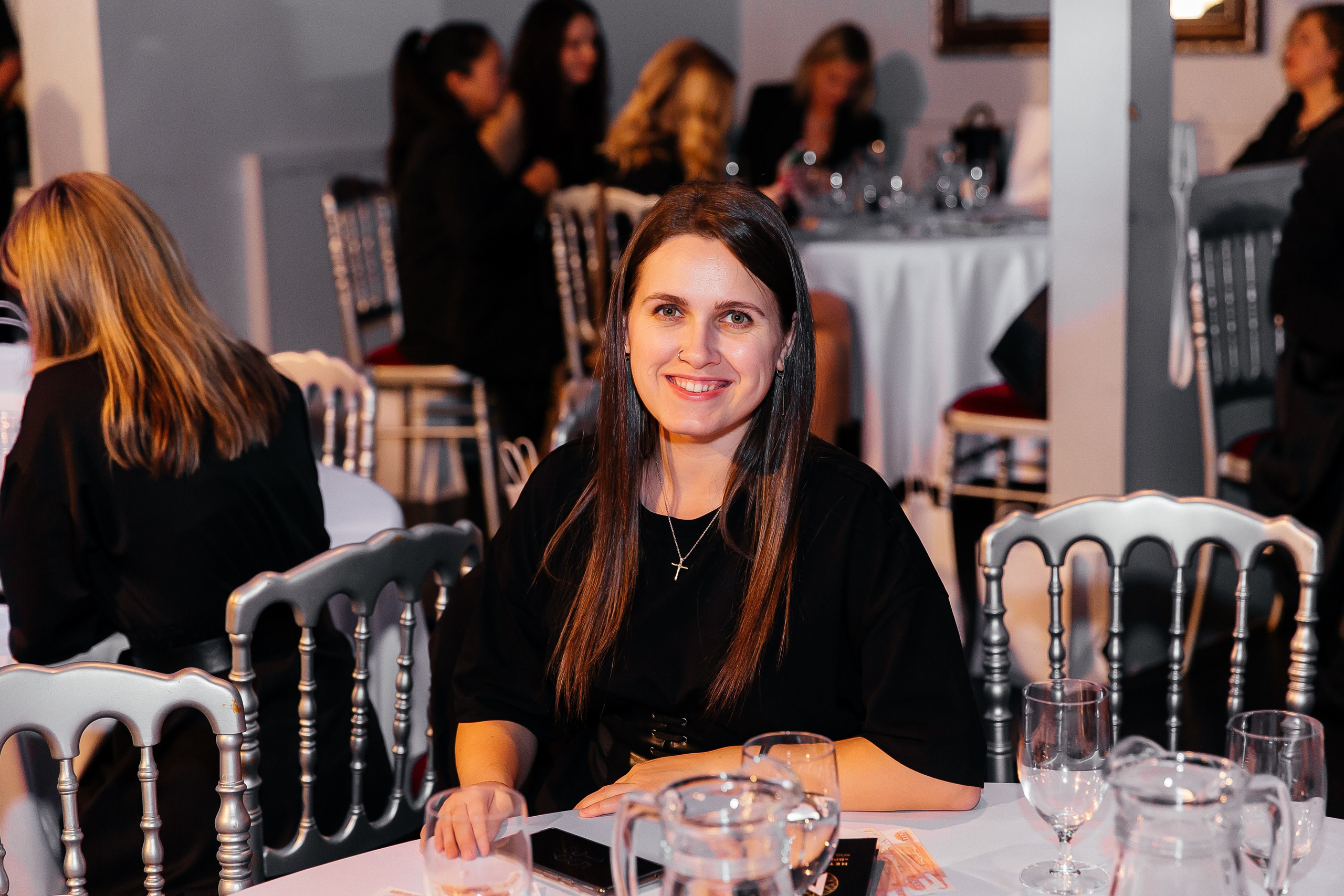 Фотозона+выступление спикеров. Фотограф в Красноярске Надежда Воскресенская