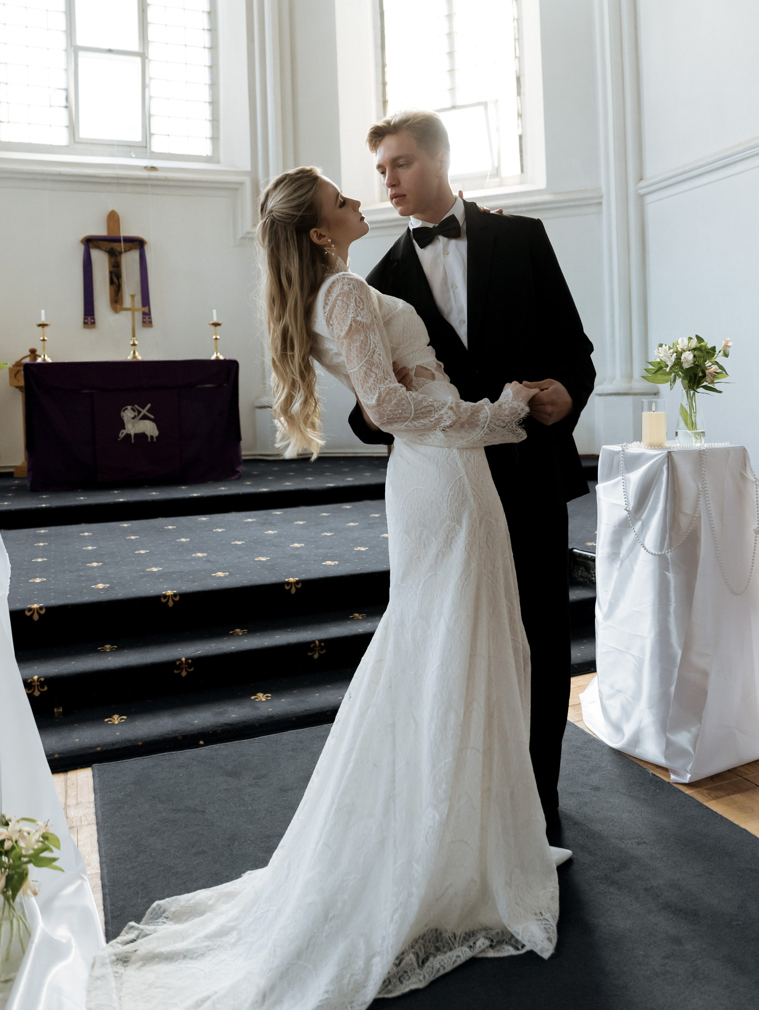 Даниил&Инна. Собор Андрея Англиканский. Фотограф текстиля в Москве Ольга Иванова