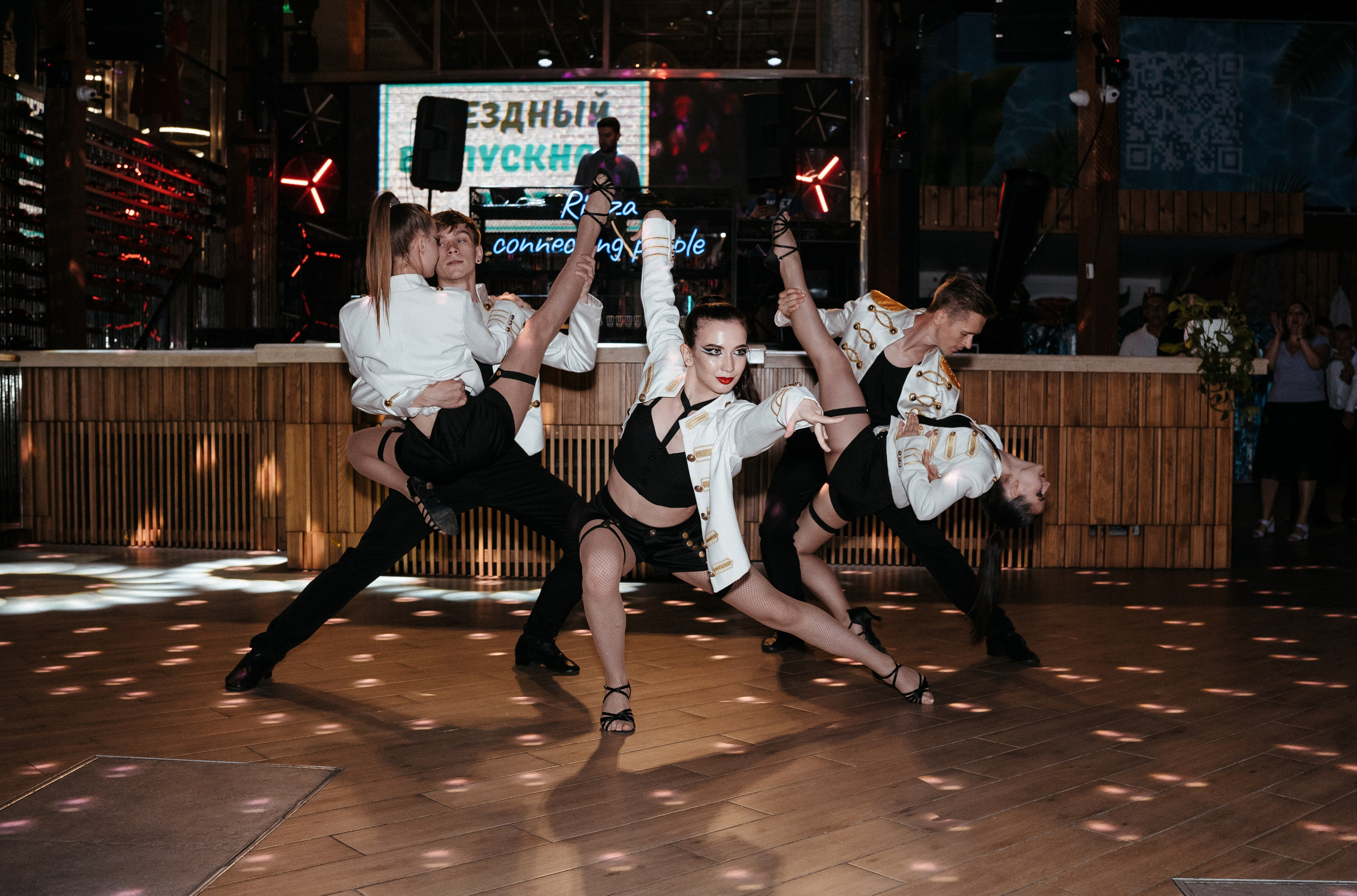 Выпускной «Ribiza». Свадебный фотограф в Симферополе