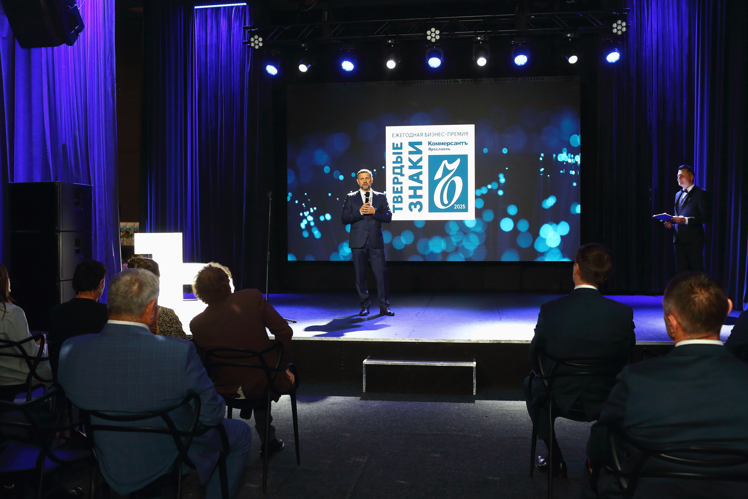 Репортаж для КоммерсантЪ. Свадебный и репортажный фотограф в Ярославле и Санкт-Петербурге Роман Микрюков