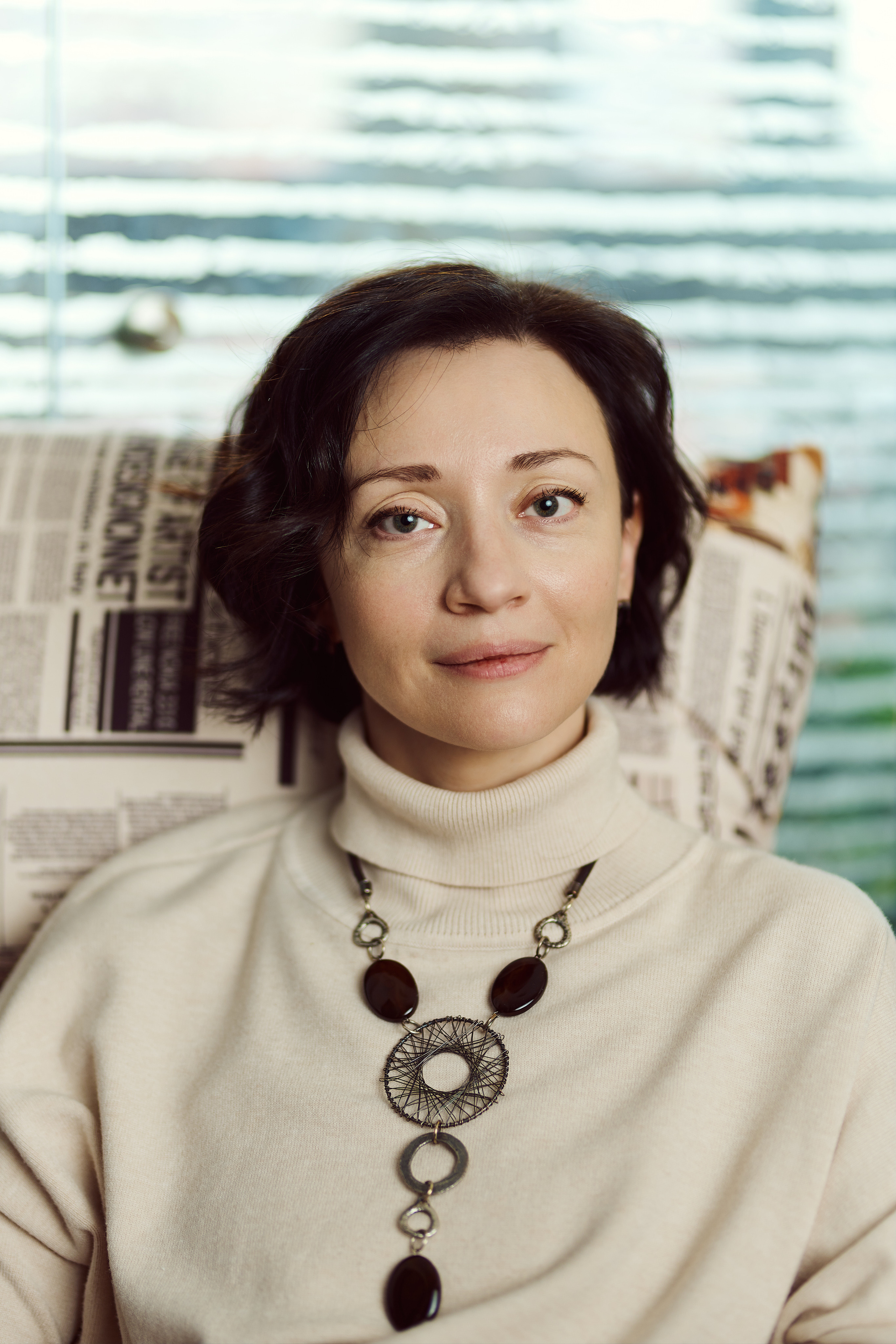 Деловой портрет в домашней обстановке. Флористическая, интерьерная и портретная съемка в Москве и Европе