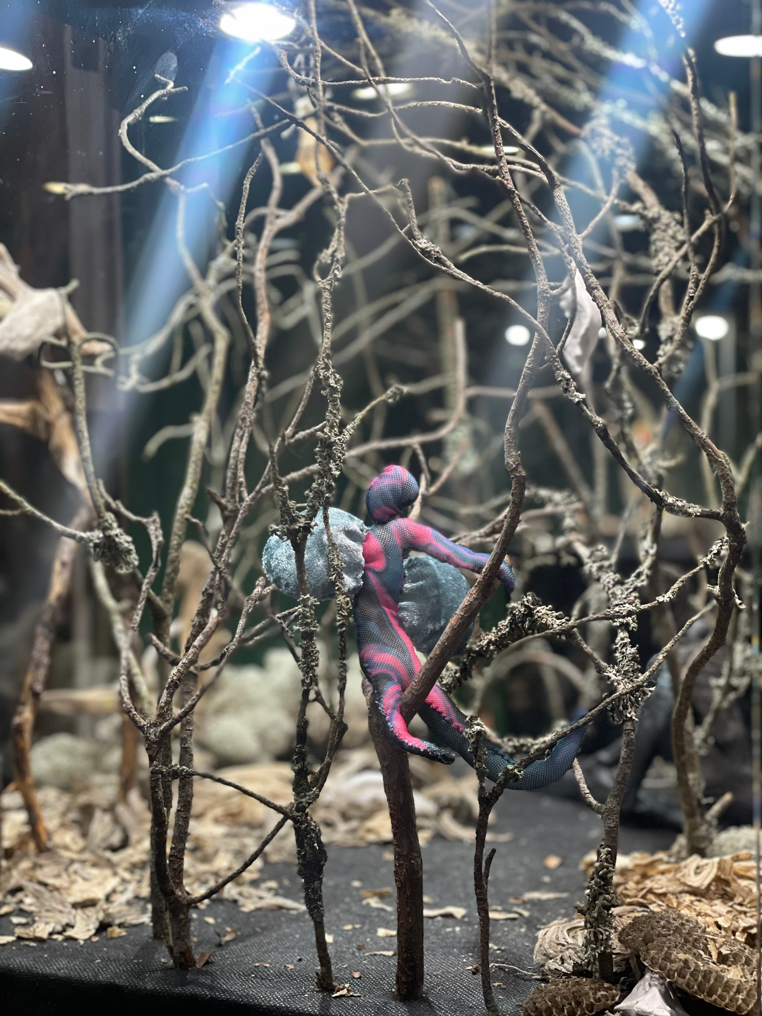 Chrysalis _2024. Художник — скульптор Антонина Фатхуллина