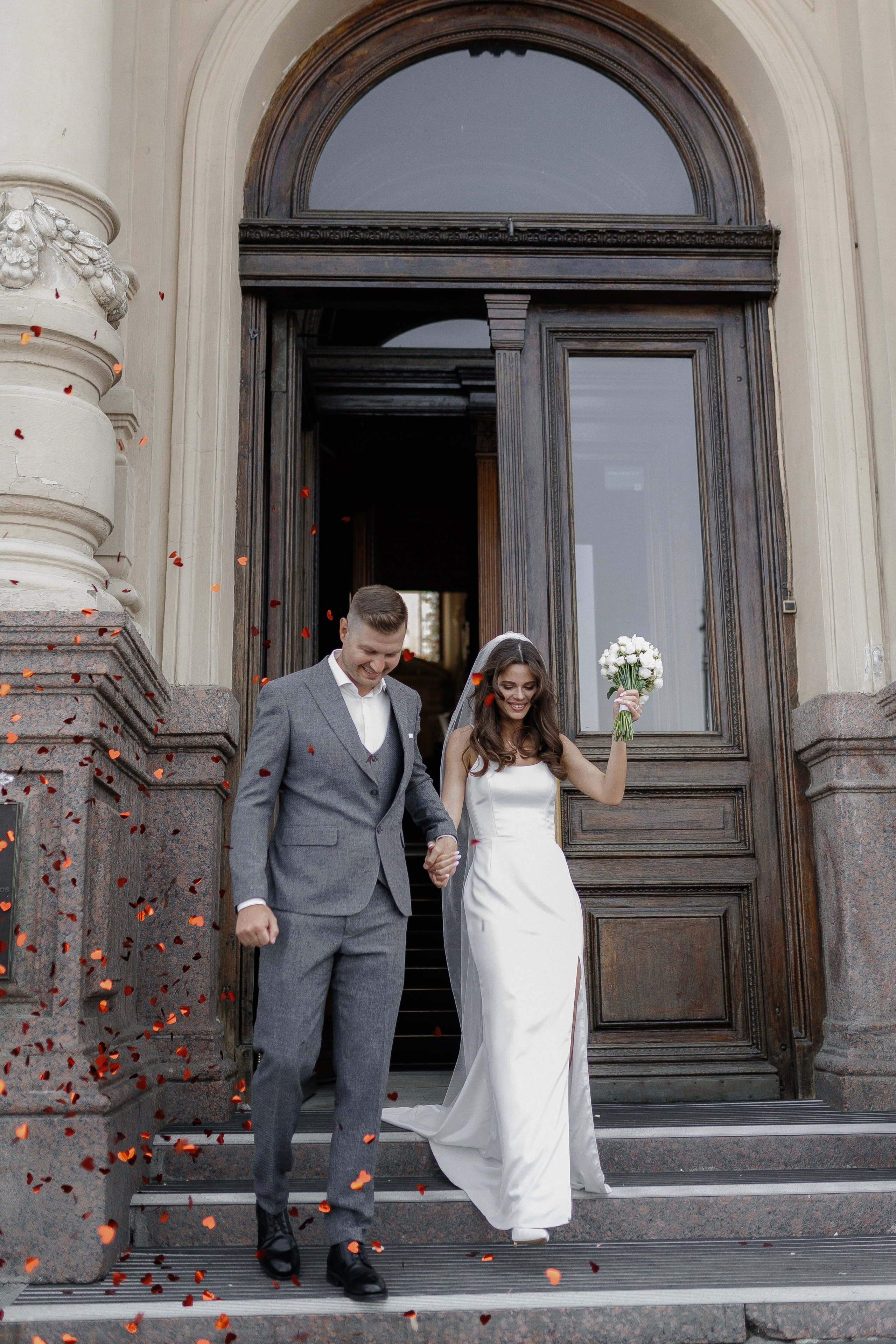 ···. Свадебный фотограф в Санкт-Петербурге Александра Чукавина