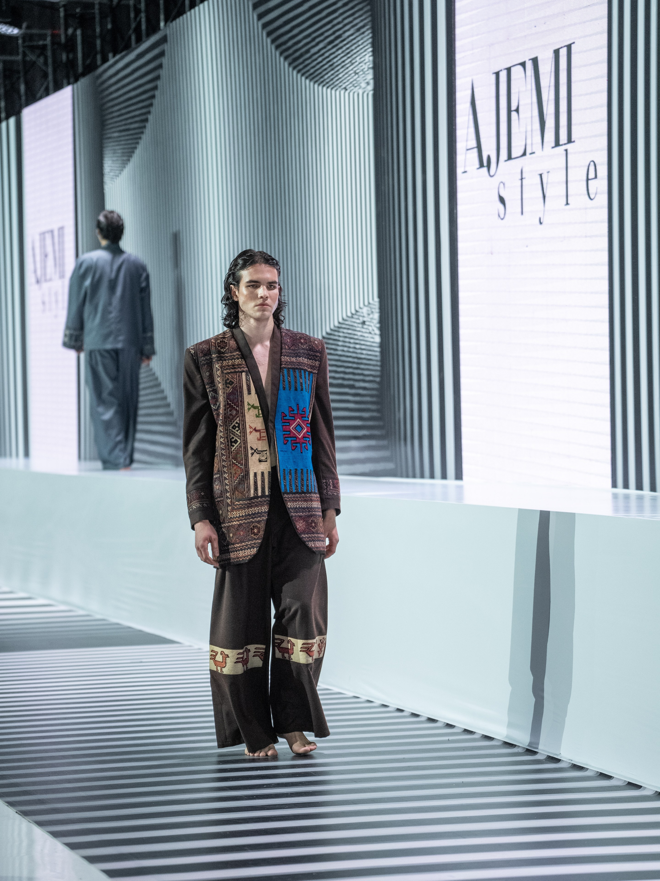 AJEMI STYLE. Сайт Алматинского НЮ АРТ, будуар и фэшн фотографа Дениса Карпенко