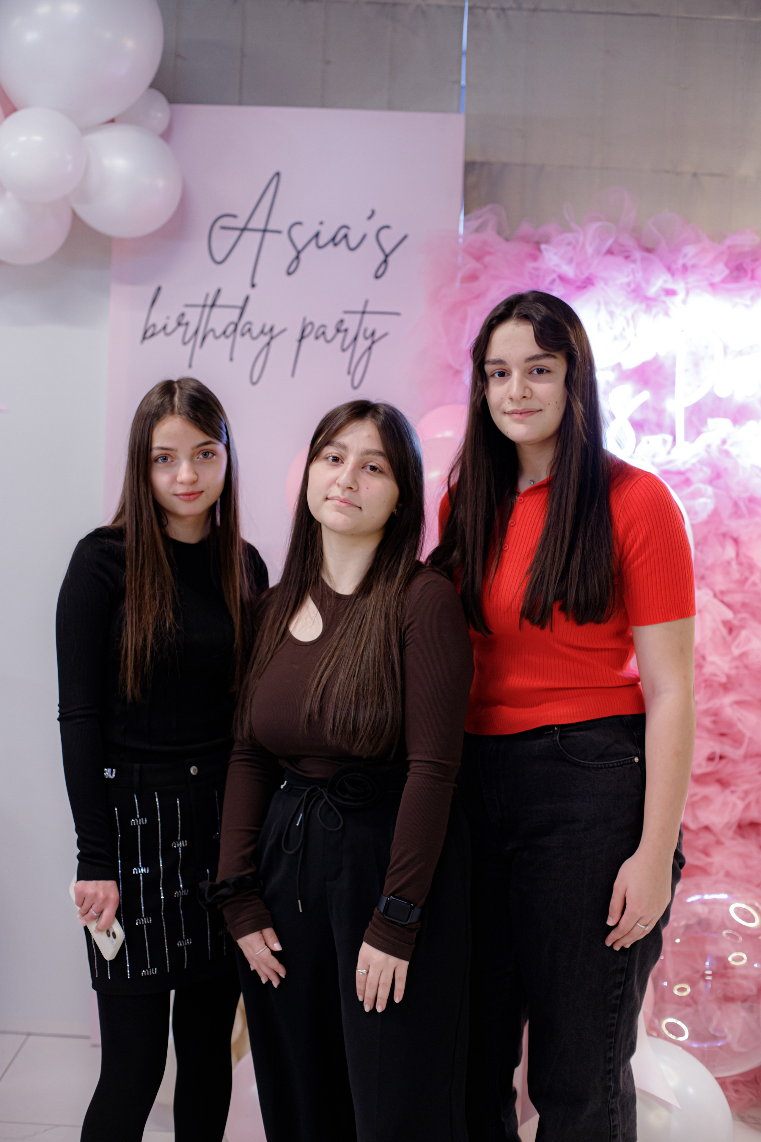 ASIA'S BIRTHDAY PARTY. Photokarish