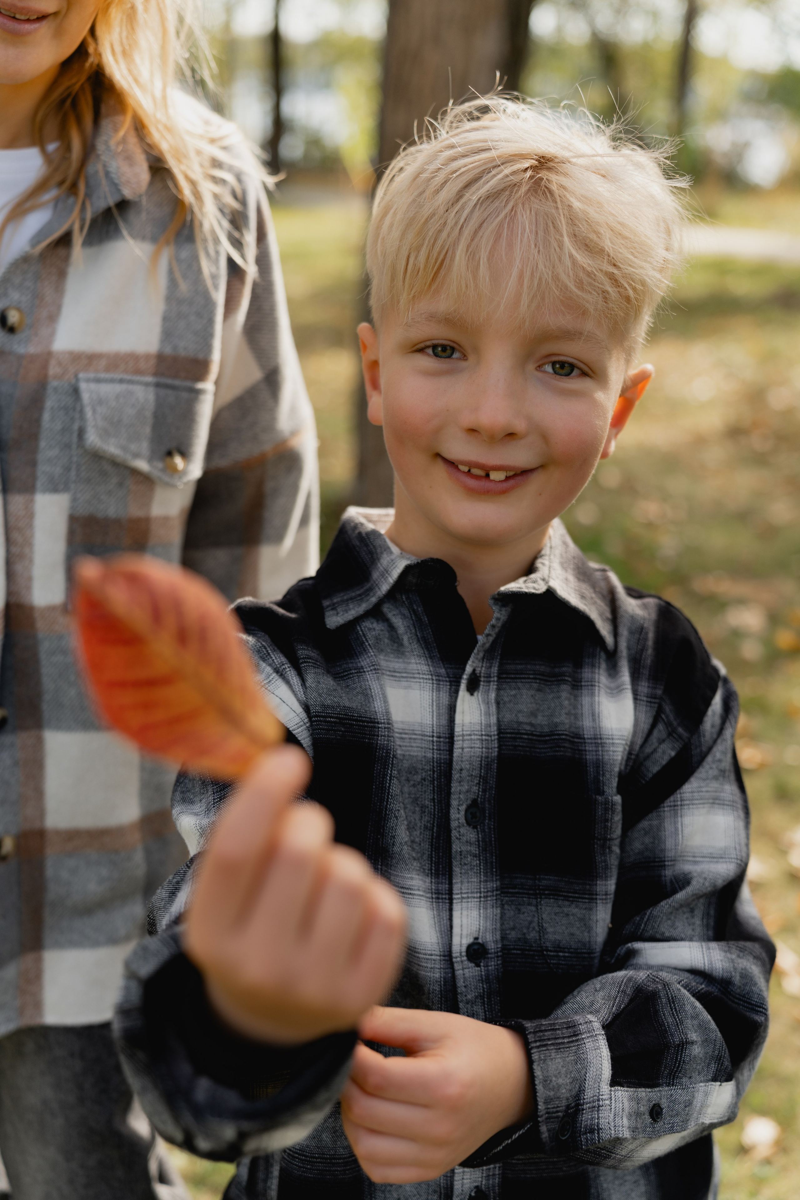 Осенняя прогулка с сыном. Виктория Саханкова — портретный и семейный фотограф в Москве