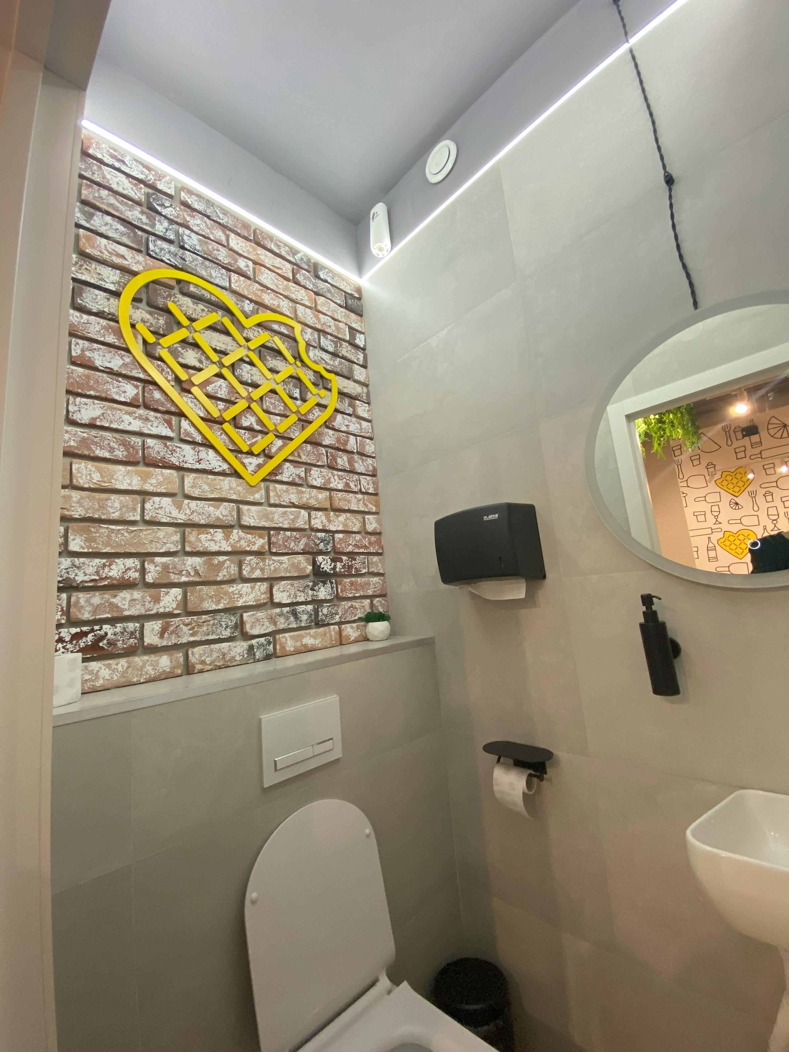 Кафе «Vaffel» г. Калининград (сеть по России). Батракова Наталья дизайнер интерьеров Санкт-Петербург Москва Архангель