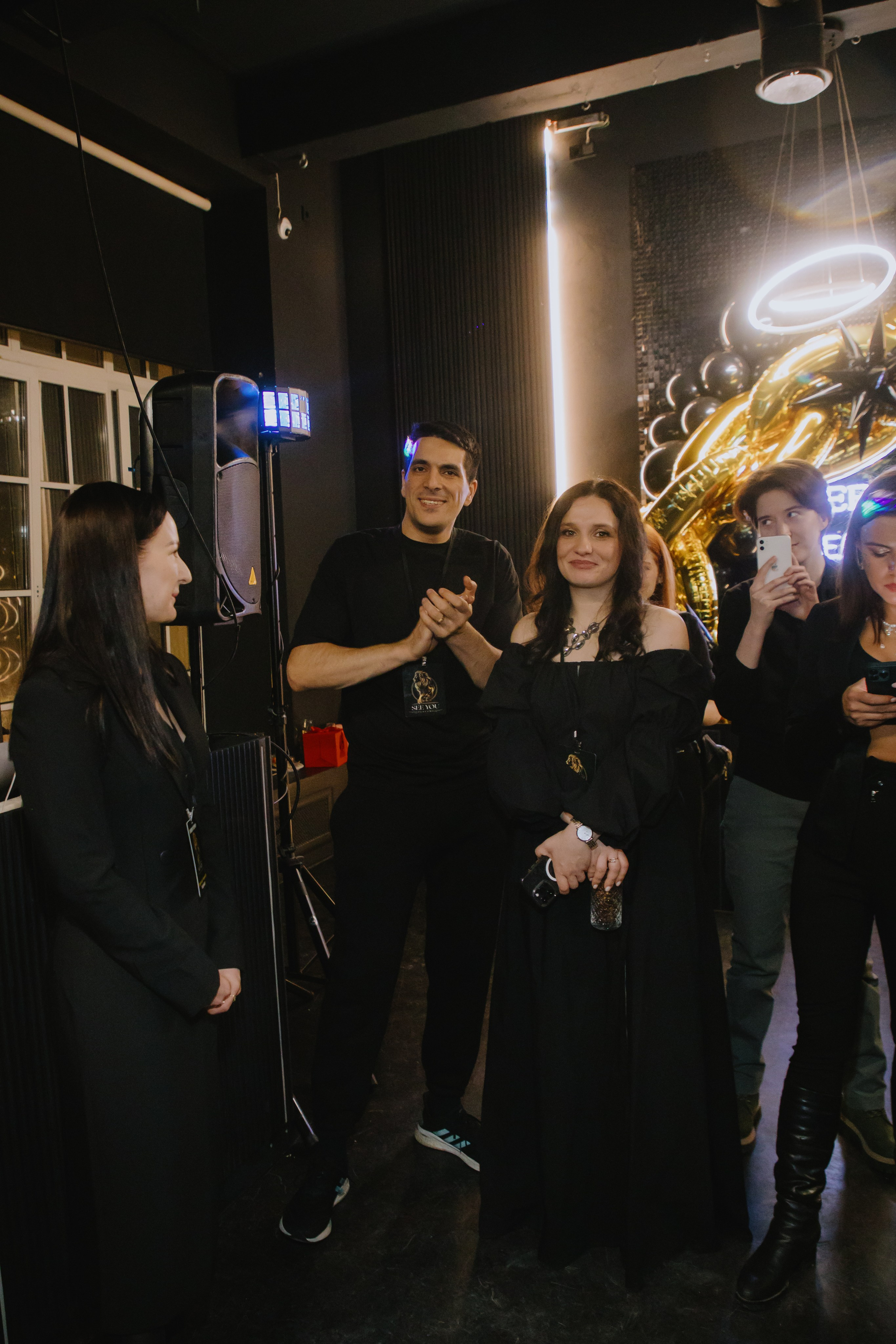 See `You Perfume. Фотограф в Москве и Санкт-Петербурге Дарина