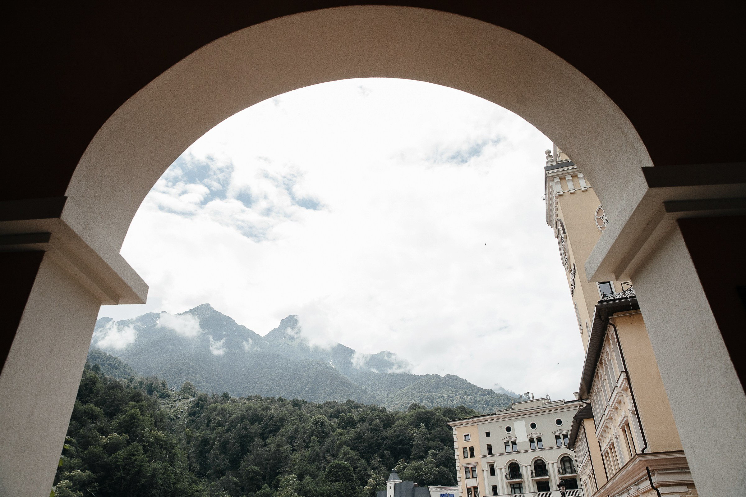 Сочи, завтрак, горы. Свадебный фотограф в Ростове-на-Дону Васильченко Сергей