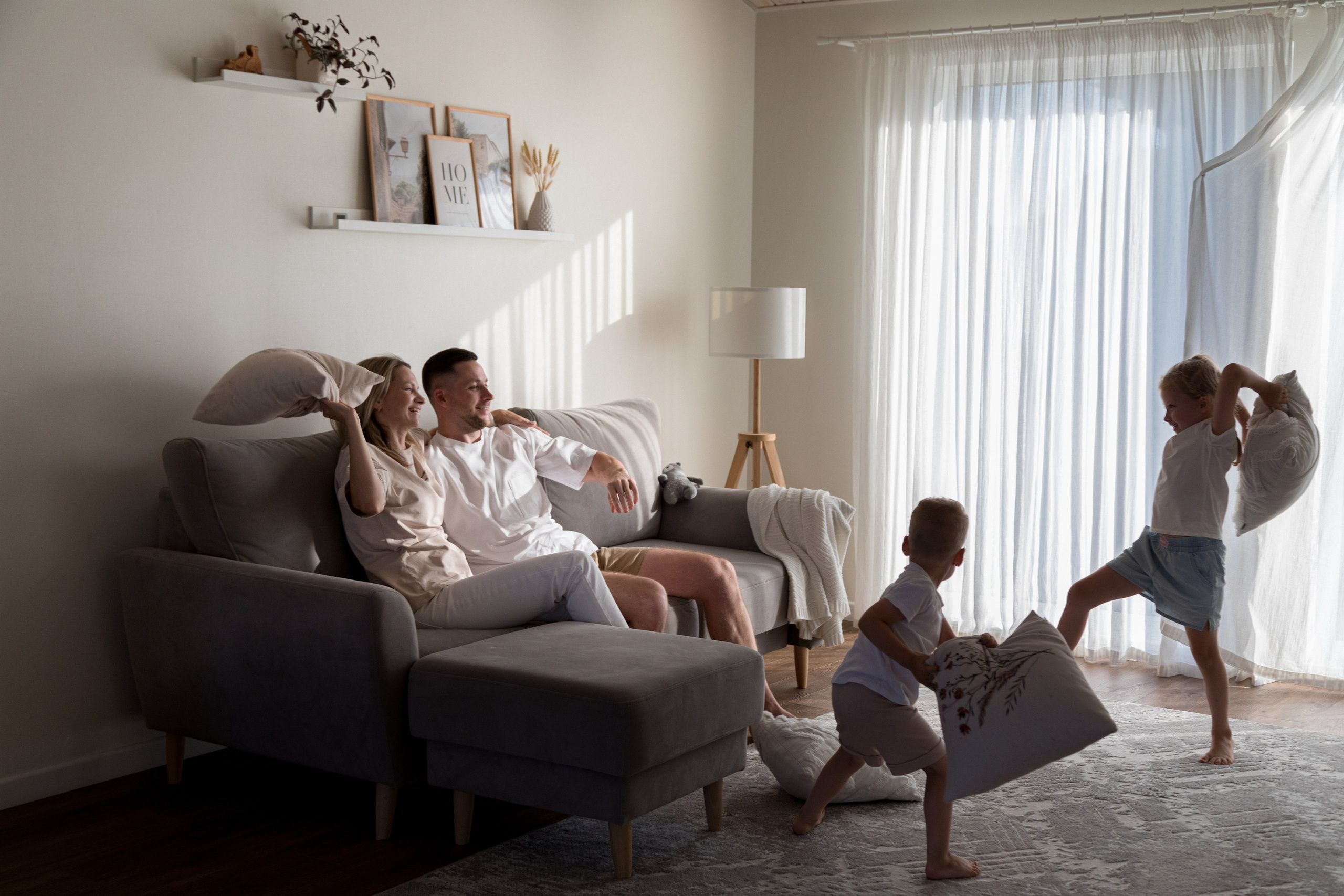 Семейная фотосессия дома. Детский и контент фотограф Надя Волкова Санкт-Петербург