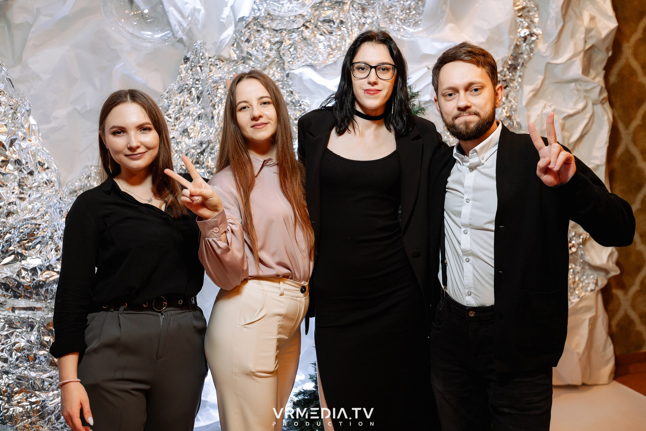 Новогодний вечер в ресторане «Лазурный Берег»