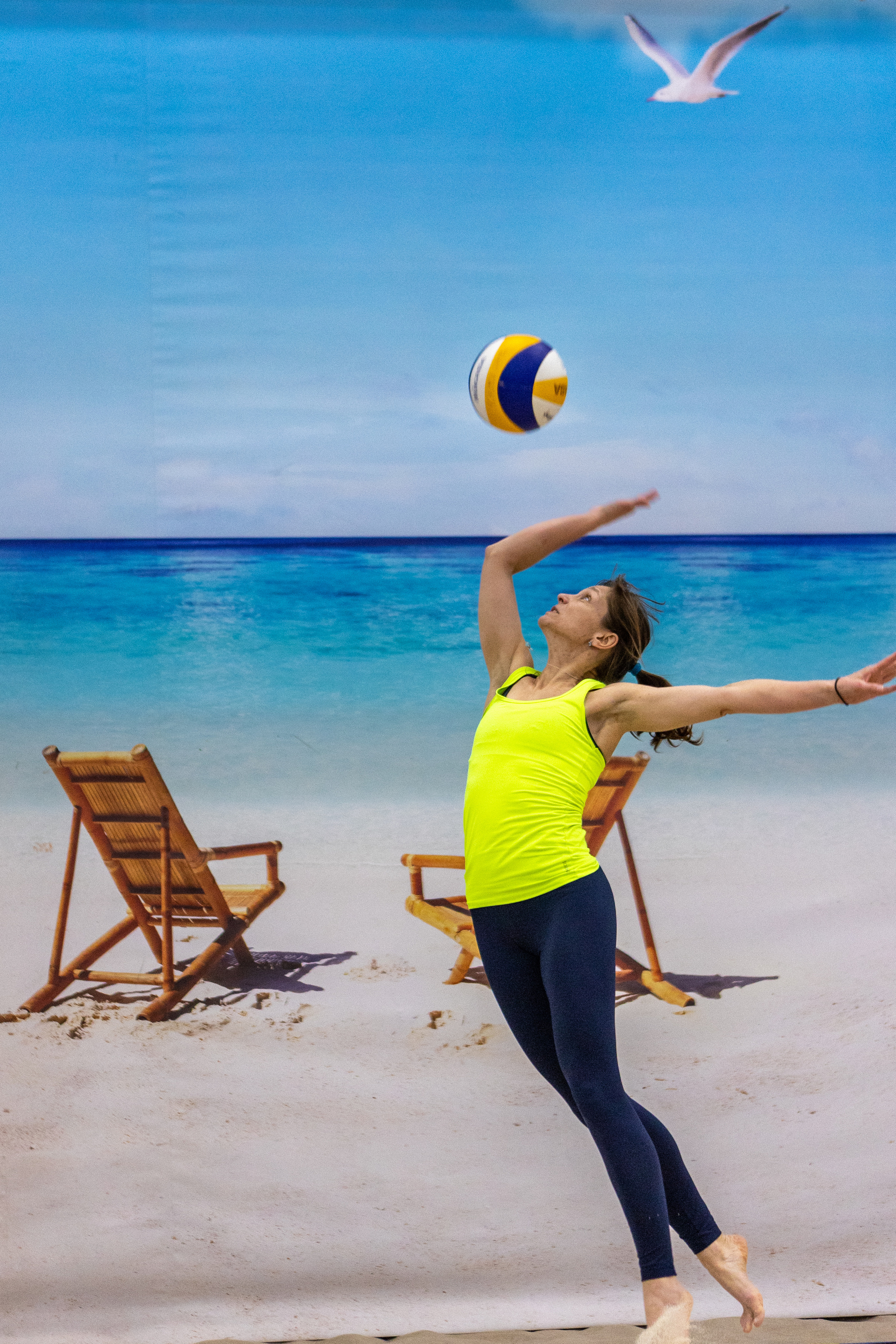 Фотографии. Пляжный волейбол, Москва, 16.04.2022. Фотография. Юрий Савин