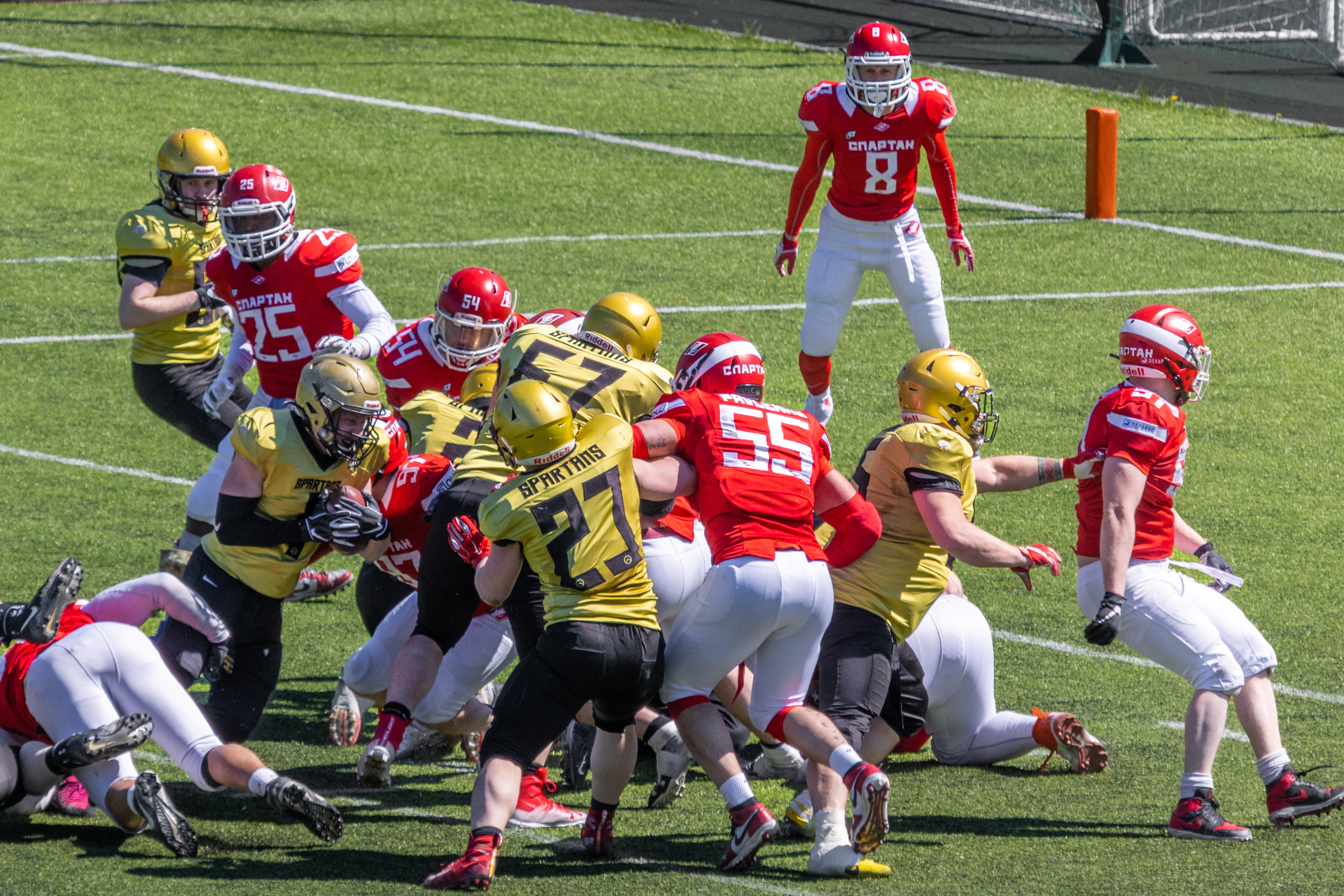 Спортивная фотосъемка американского футбола. Фотография. Юрий Савин
