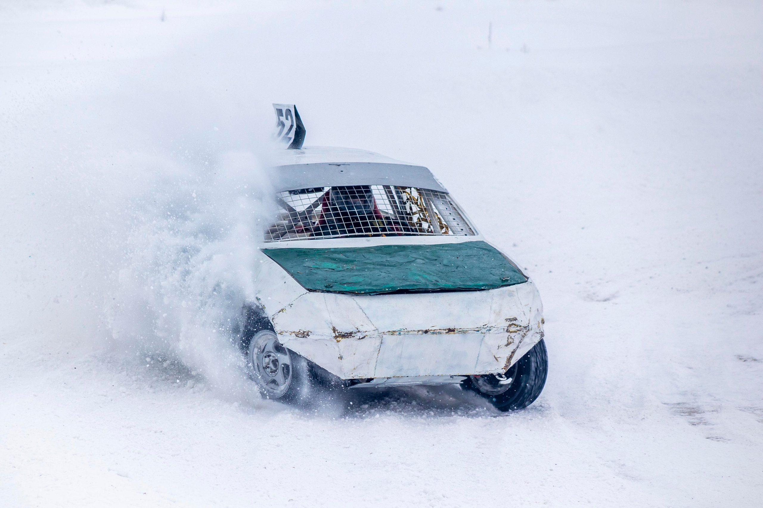 Фотосъемка Гонки на выживание в Подмосковье зимой. Фотография. Юрий Савин