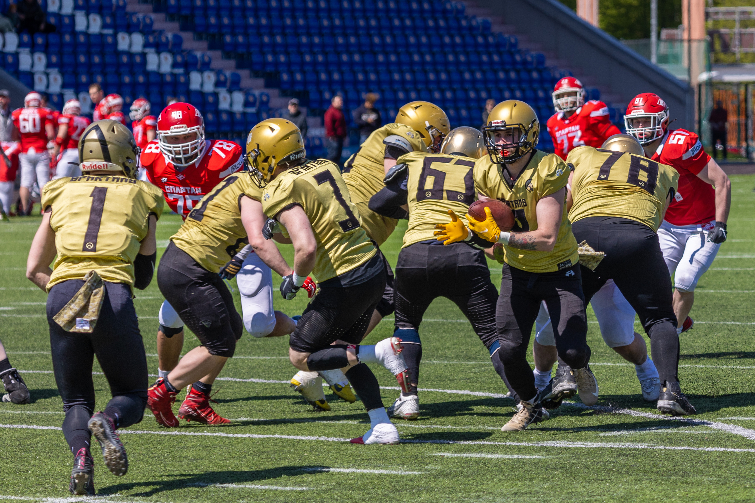 Спортивная фотосъемка американского футбола. Фотография. Юрий Савин