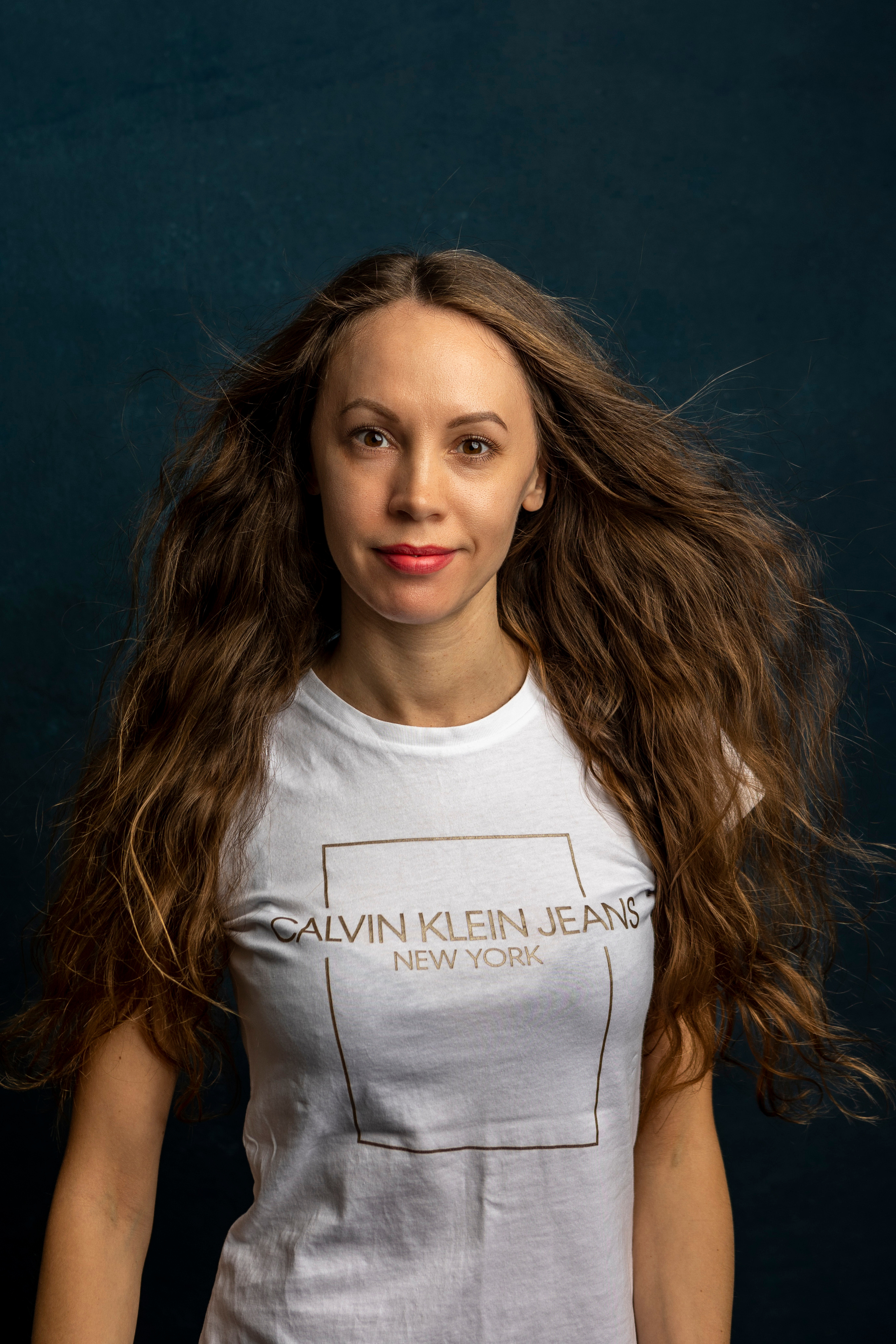 Фотосессия в студии, съемка женского портрета, Аня. Фотография. Юрий Савин