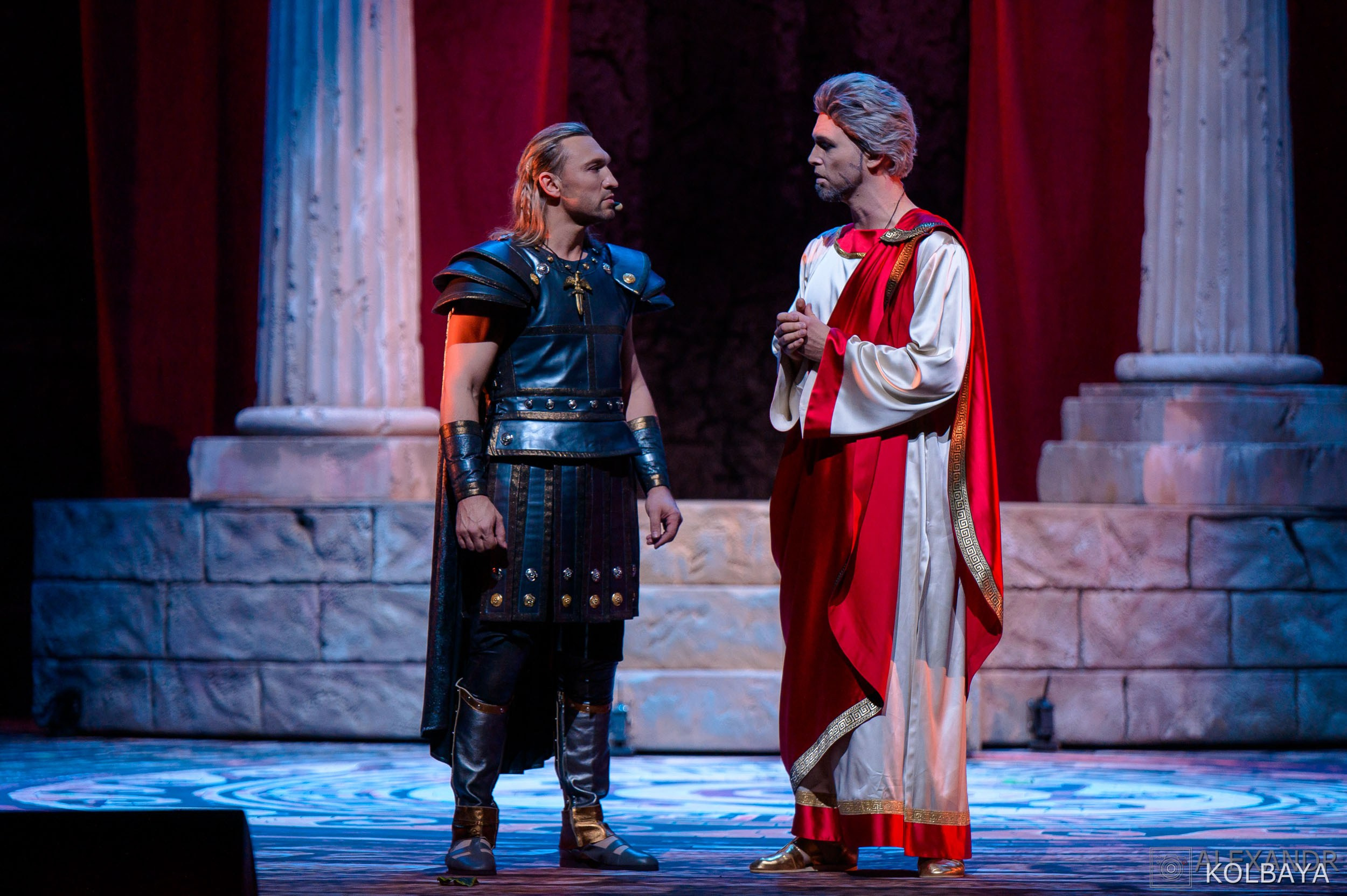 Фоторепортаж со спектакля Гладиатор в Театре Терезы Дуровой. Концертный и театральный репортажный фотограф в Москве Александр Колбая