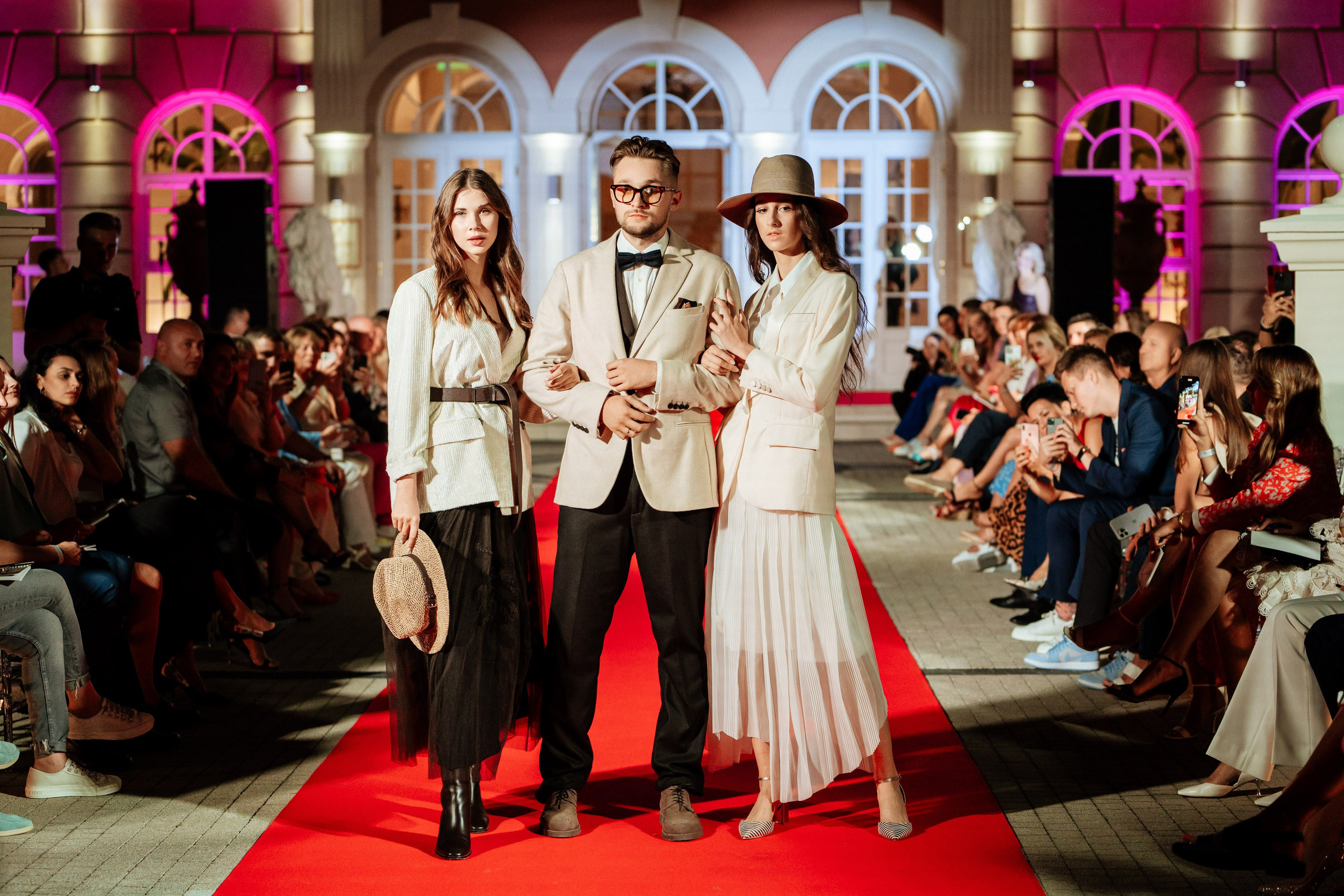 «Кашемир и Шелк» Chateau de Talu. Свадебный и репортажный, фуд фотограф в Новороссийске Евгений Александриди