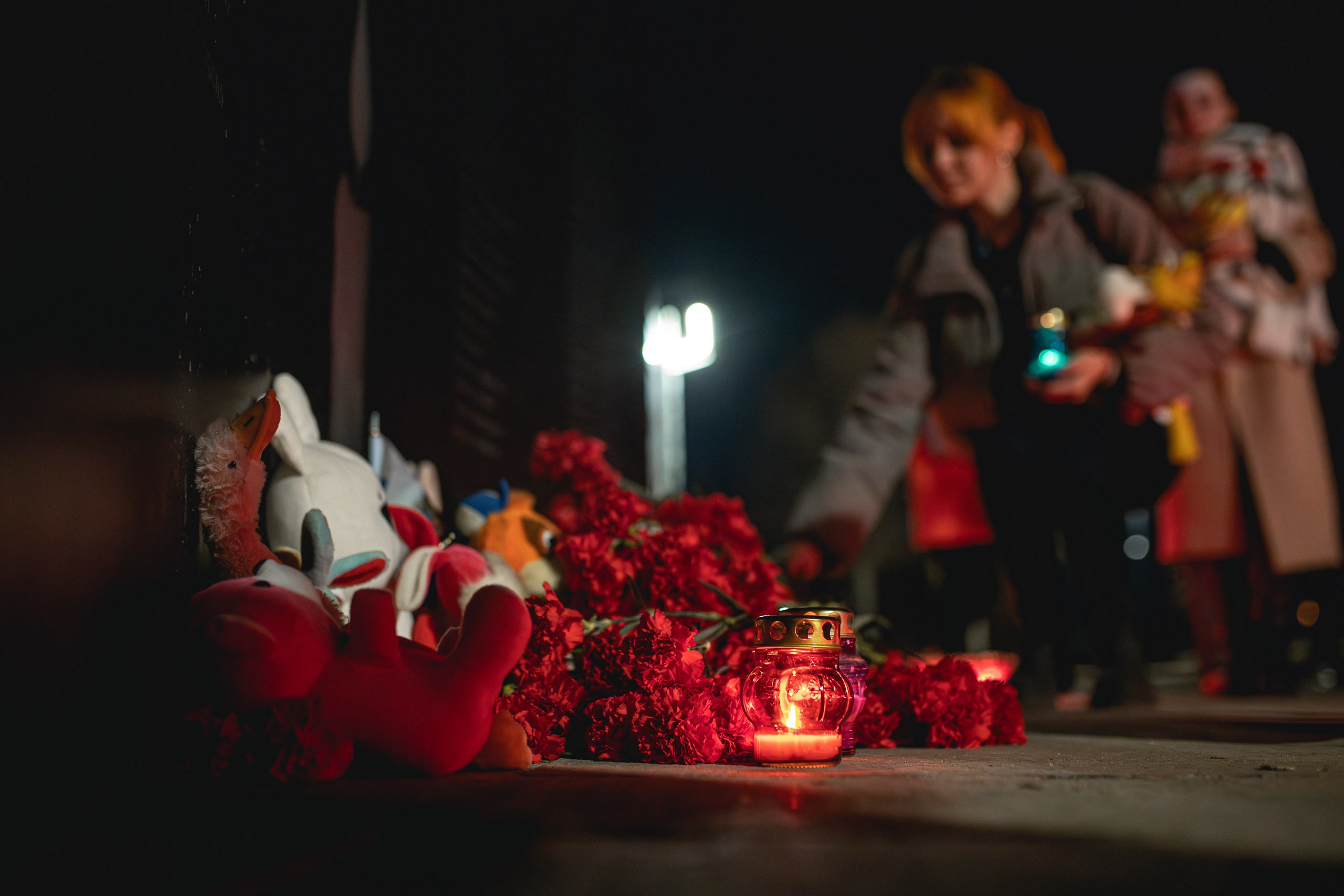 Акция памяти по погибшим в «Крокусе». Портретный и репортажный фотограф в Воронеже: Анастасия Пузикова