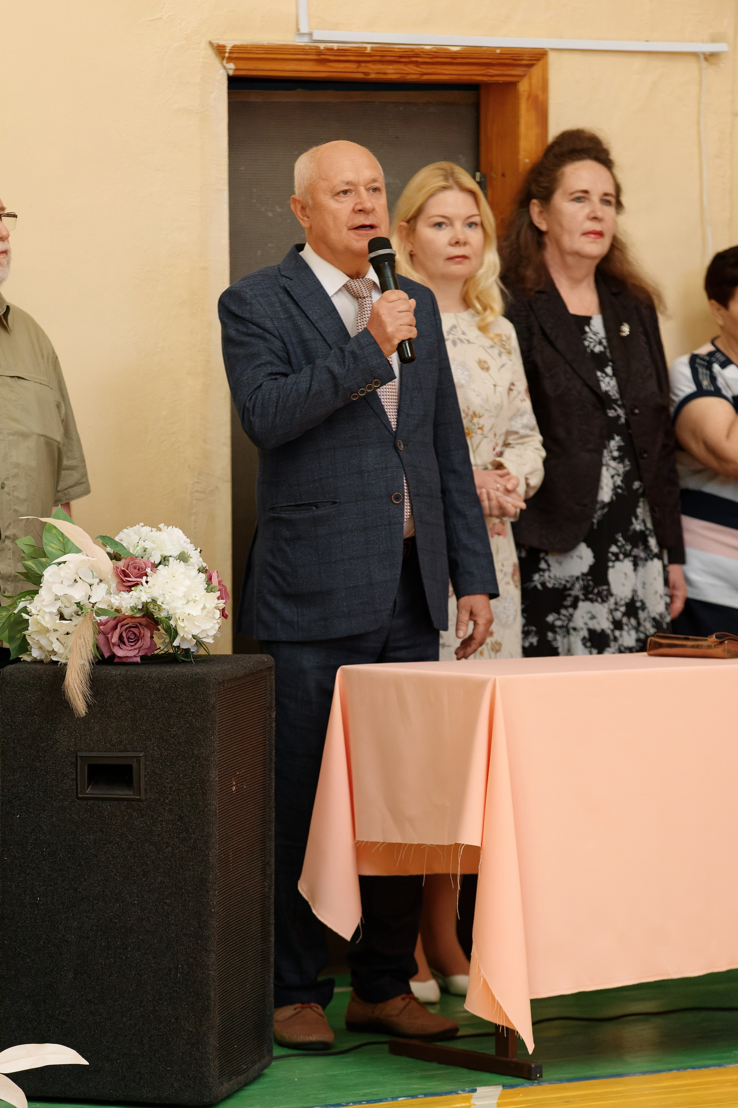 Последний звонок Школа № 42. Семейный фотограф — Макс Белогрудов