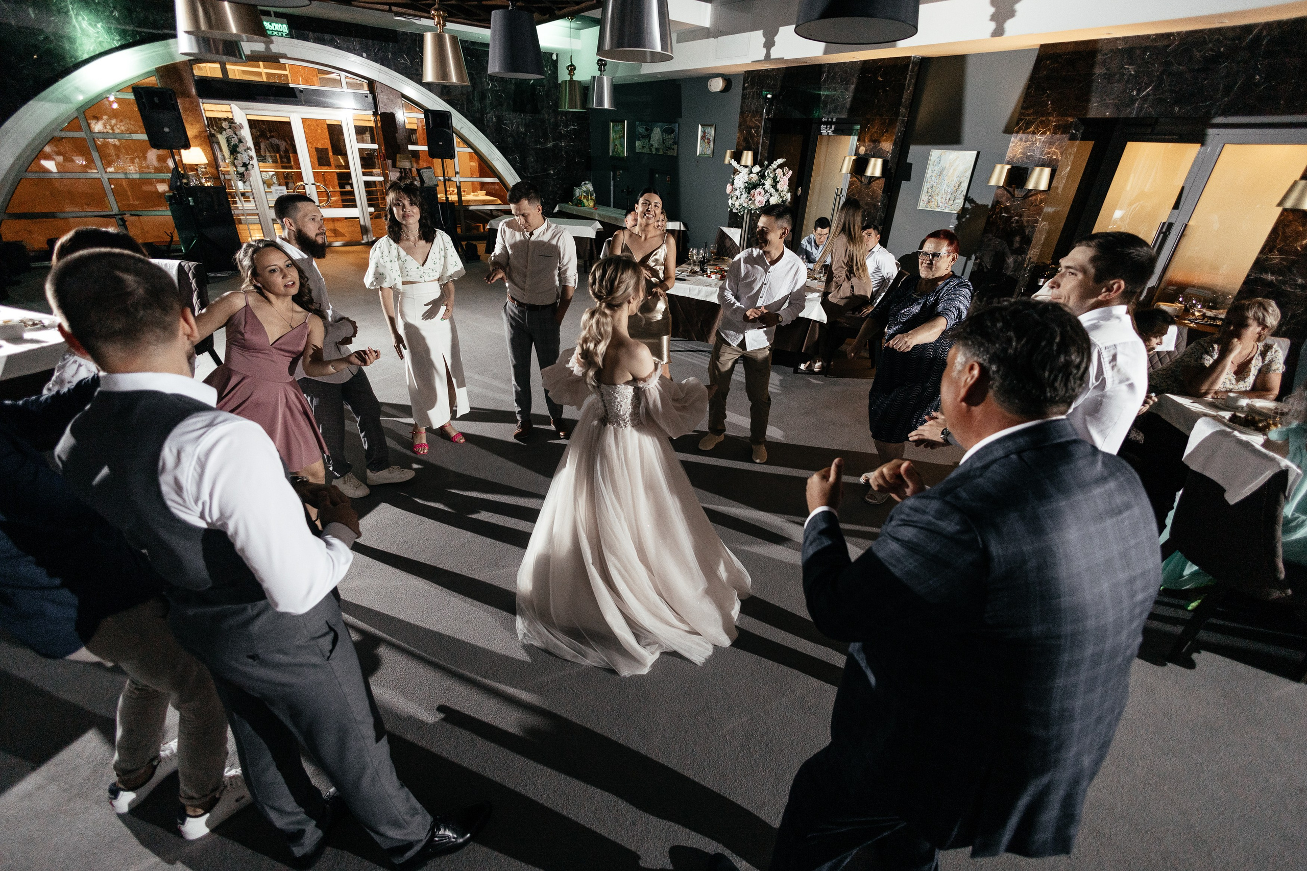 Свадебный фотограф Уфа — Руслан ГабдлисламовЖивые эмоции, красивые кадры, воспоминания на всю жизнь.Работаю по всей Республике Башкортоста. Свадебный фотограф Уфа Руслан Габдлисламов