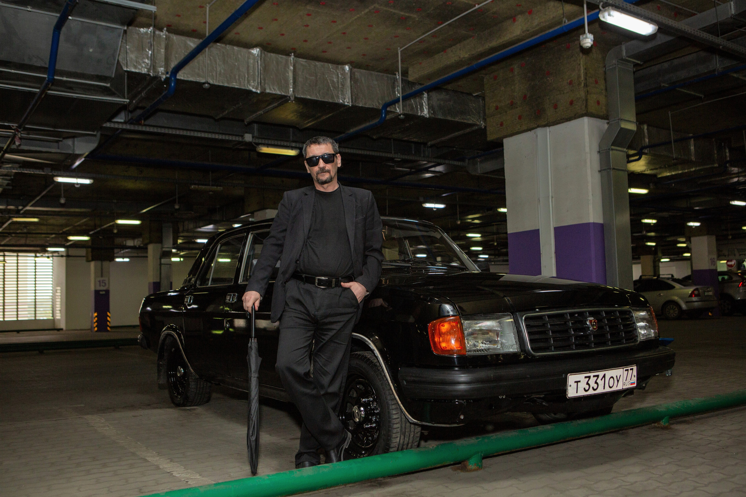 Фотосессия на парковке. Эдуард. Репортажный, семейный, свадебный, портретный фотограф