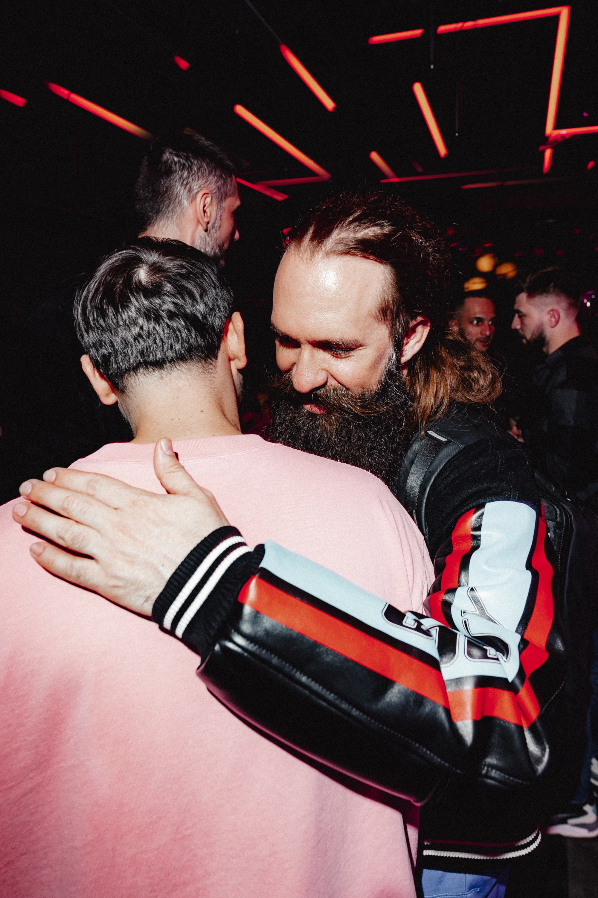 Vklybe x Ambre | Dj Cherocky. Главная