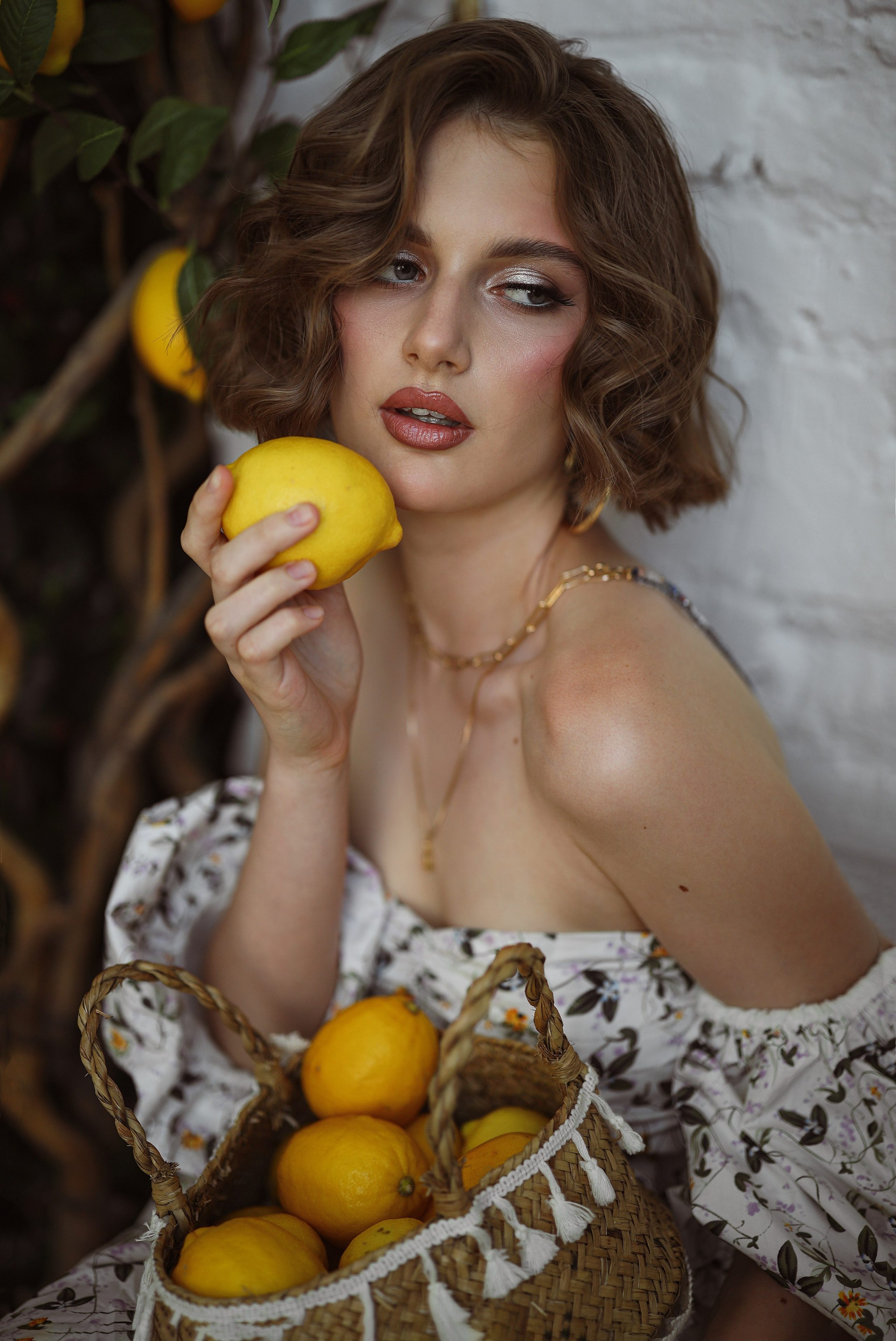 Фотосессия с Лимонами. Свадебный и семейный фотограф в Абхазии Жанна Соснина