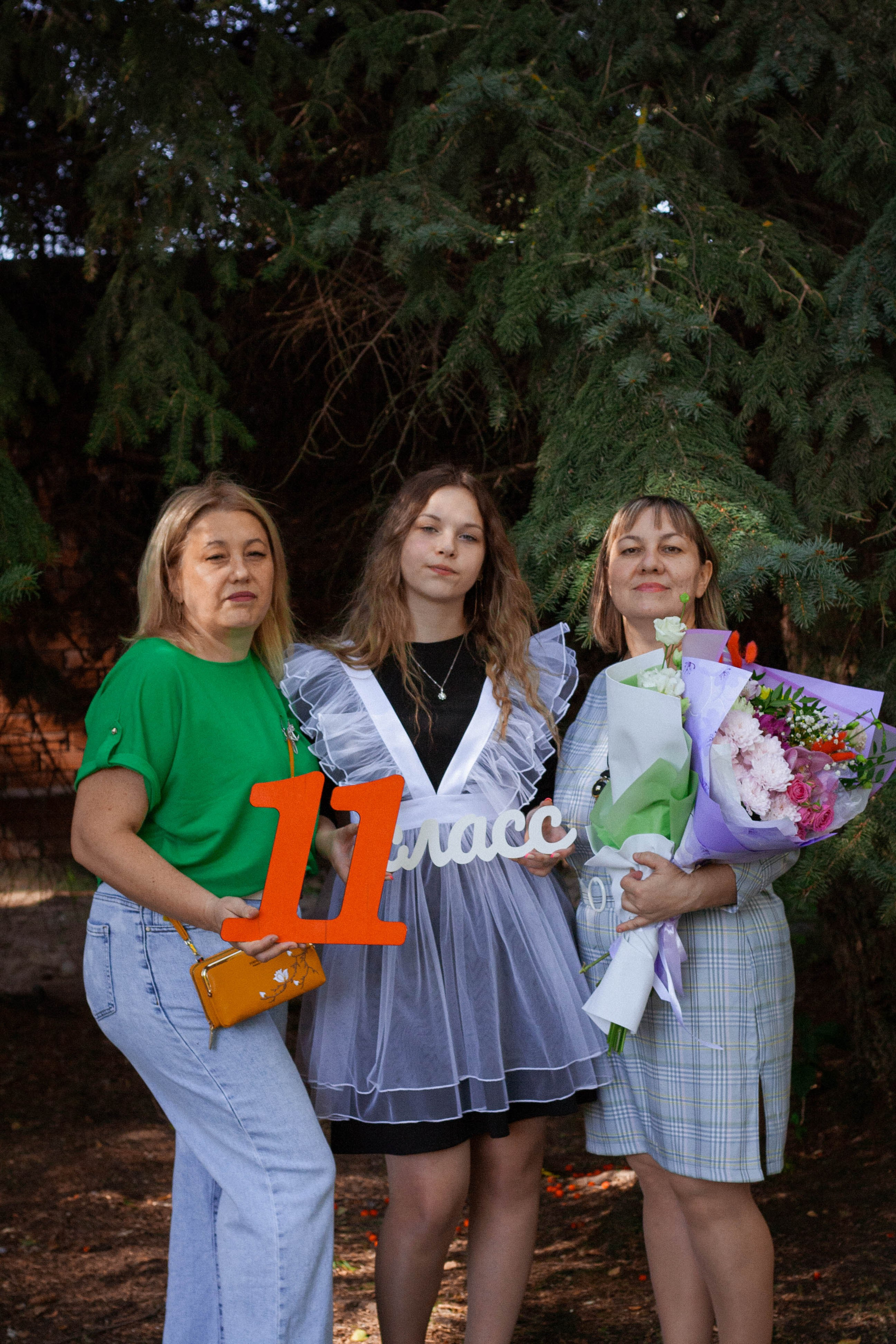 11 класс линейка. Портретный фотограф в Саратове