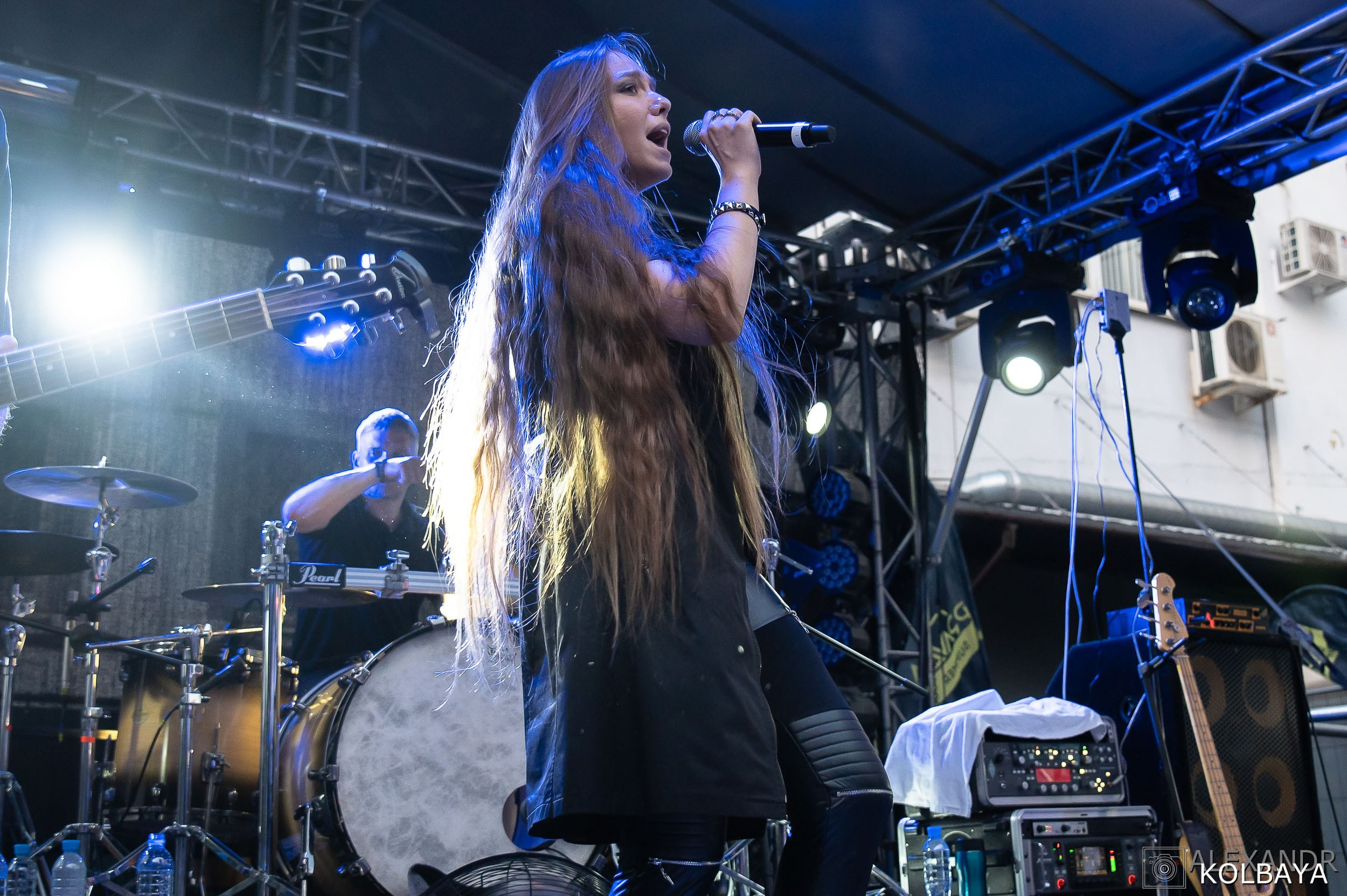 Фоторепортаж с мэшап концерта группы Черный Обелиск 4 июля 2024 года. Концертный и театральный репортажный фотограф в Москве Александр Колбая