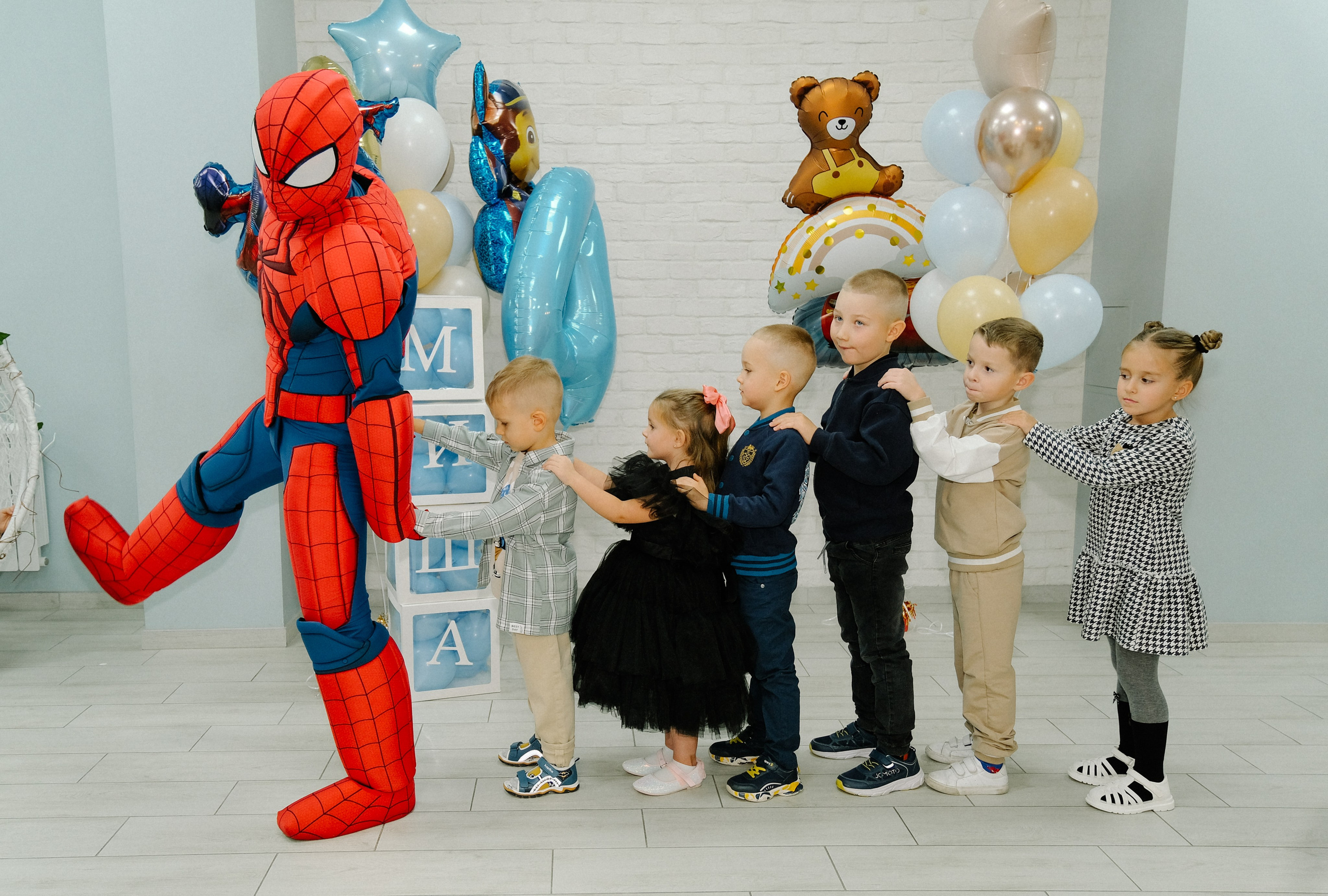 Дети, сады, школы. Фотограф и видеограф в Москве Полина Абраменкова