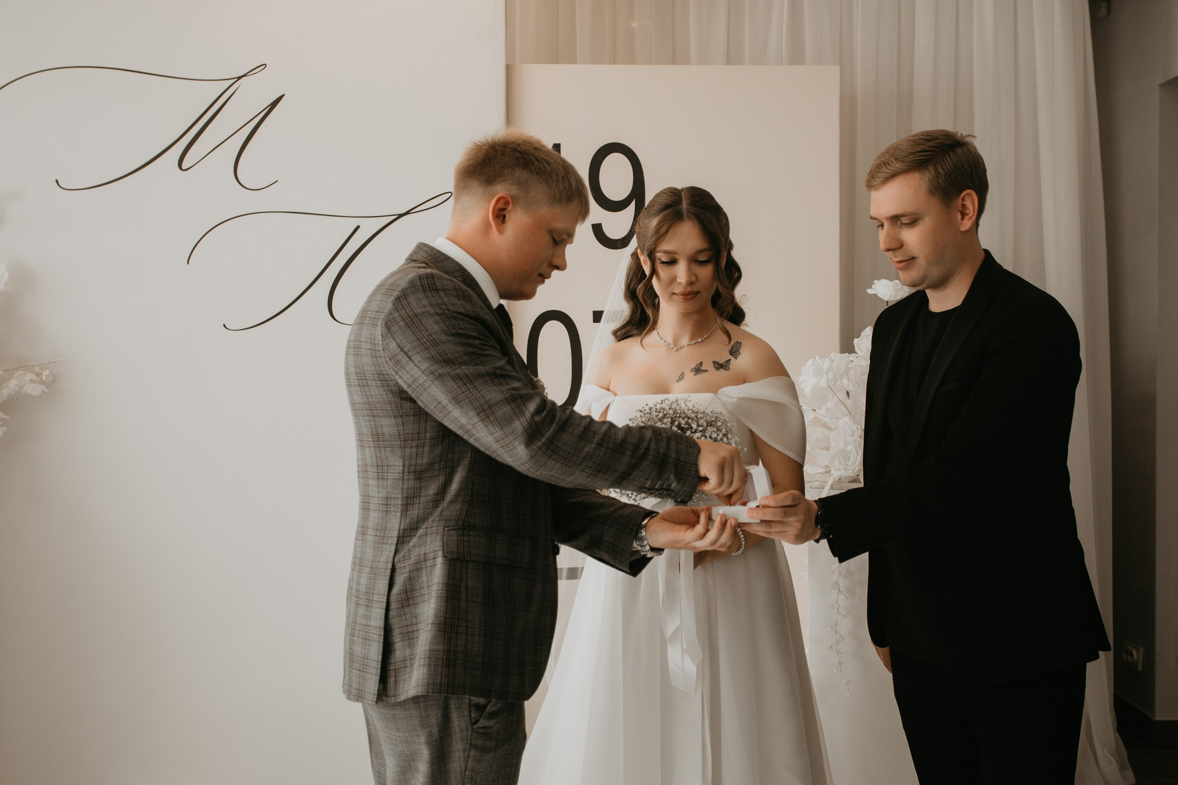 Полина и Михаил. Свадебный и семейный фотограф в Тюмени Александр Виноградов