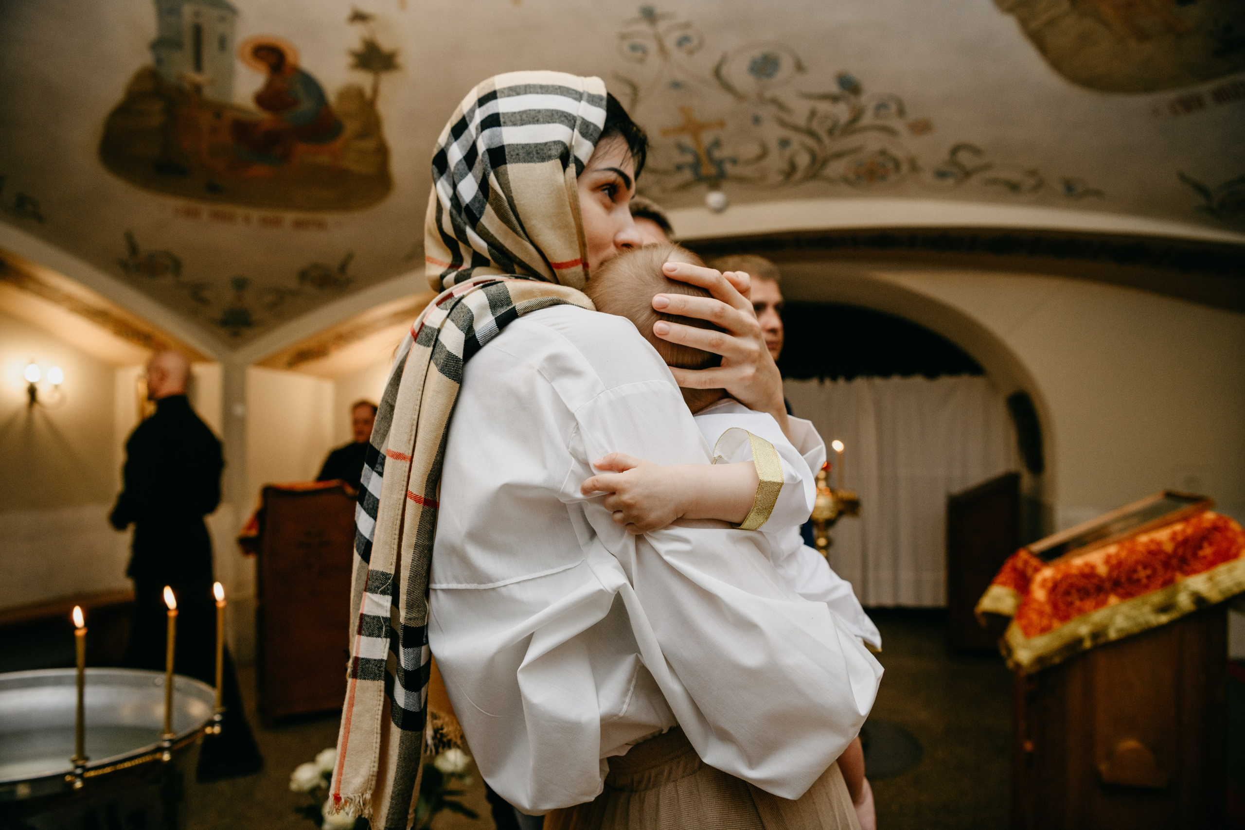 Крещение Александра. Фотограф на выписку из роддома в Москве и МО