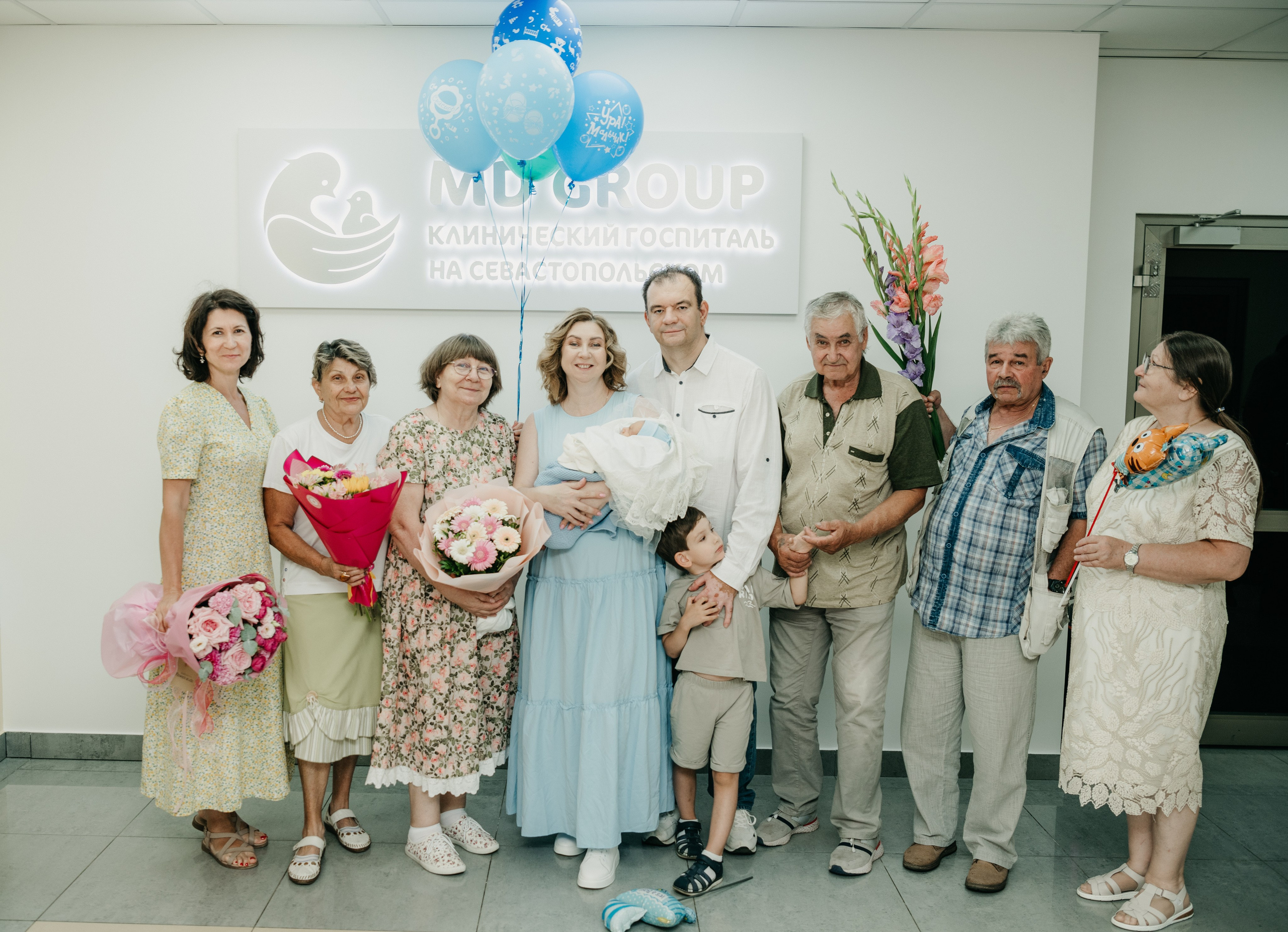 Выписка Андрюши. «Мать и дитя» на Севастопольском. Фотограф на выписку из роддома в Москве и МО